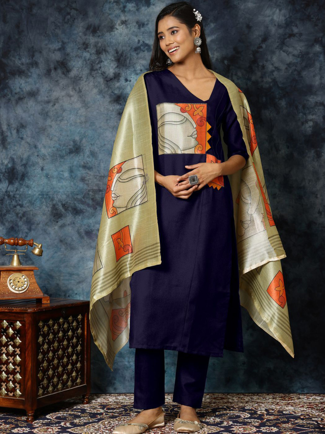 Sangria Women Straight Cotton Blend Digital Print Kurta Pant With Assam Silk Dupatta