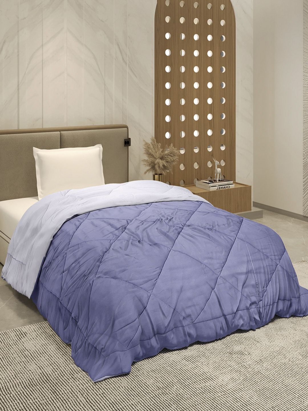 Monte Carlo Purple & Lavender Geometric Printed 90 GSM AC Room Single Bed Comforter