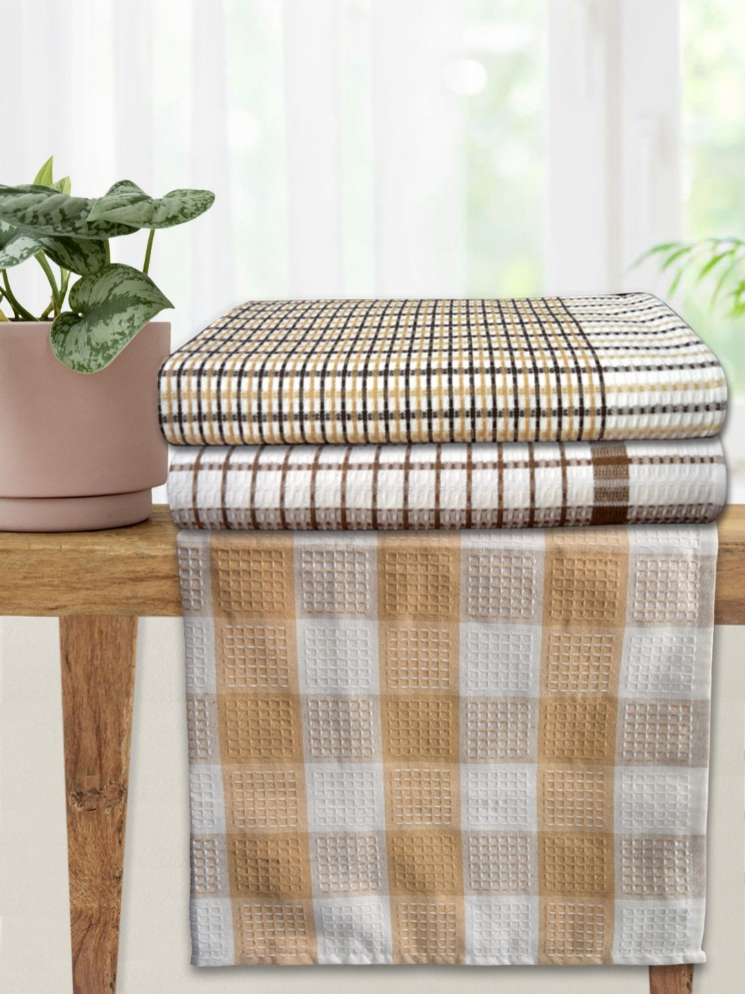 Athom Living Khaki & White 3 Printed Cotton 210 GSM Bath Towel