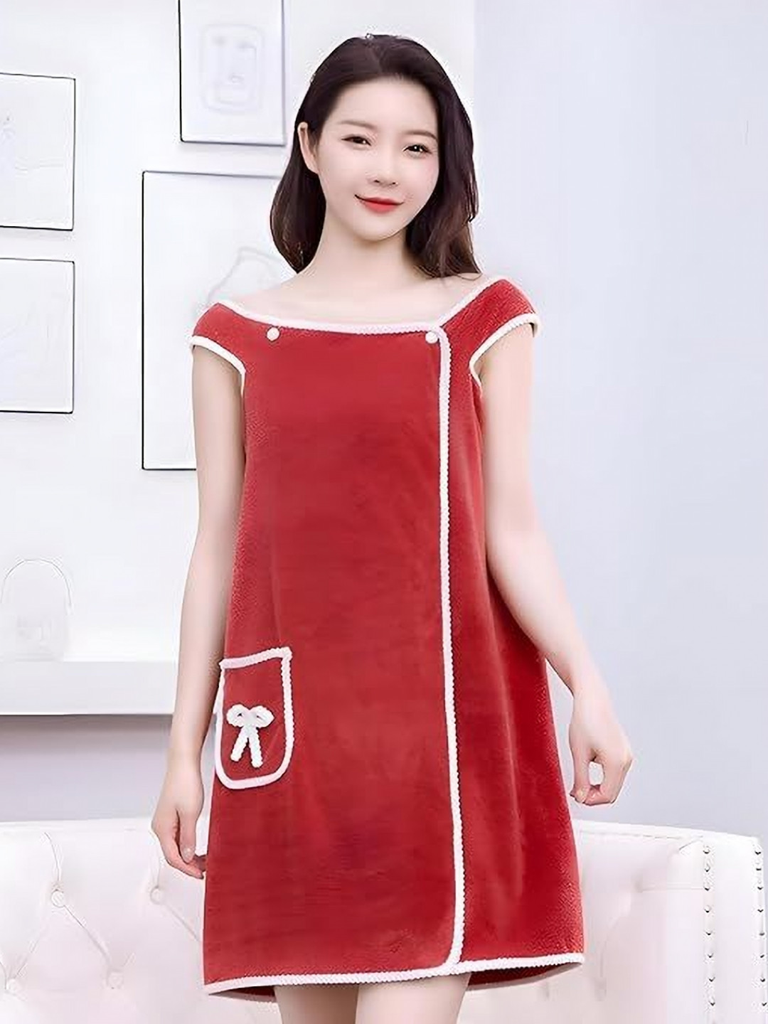 MORADO Red Solid Microfibre Button Mini Bath Wrap