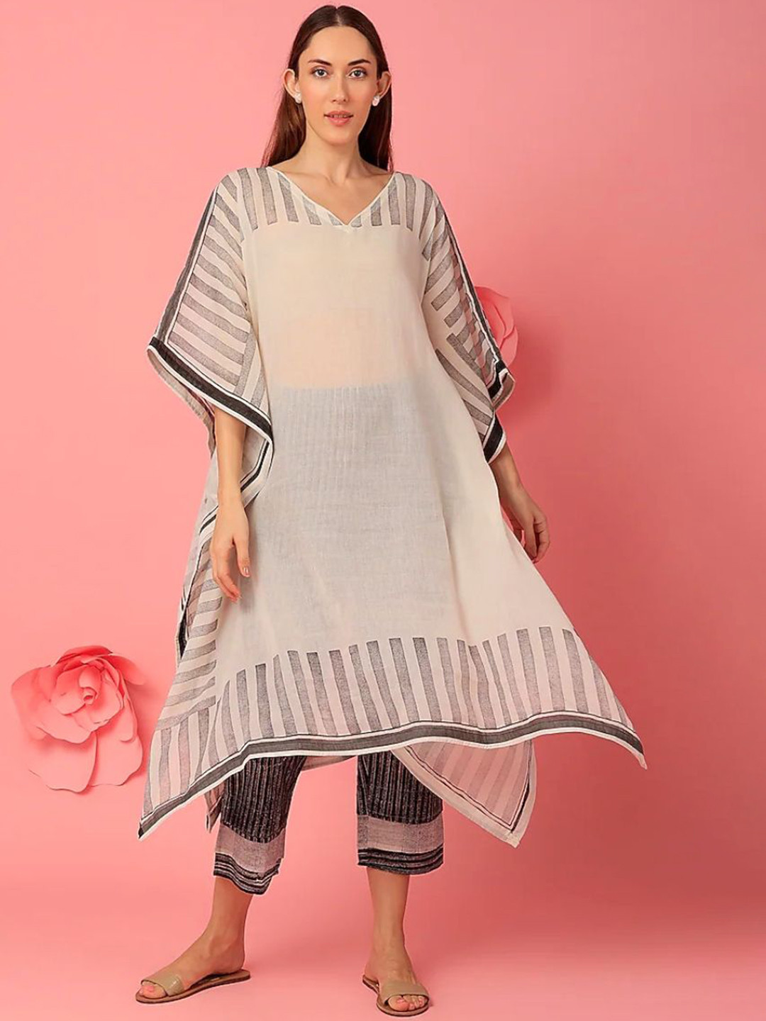 Banana Labs Solid V-Neck Tunic With Trousers Co-Ords