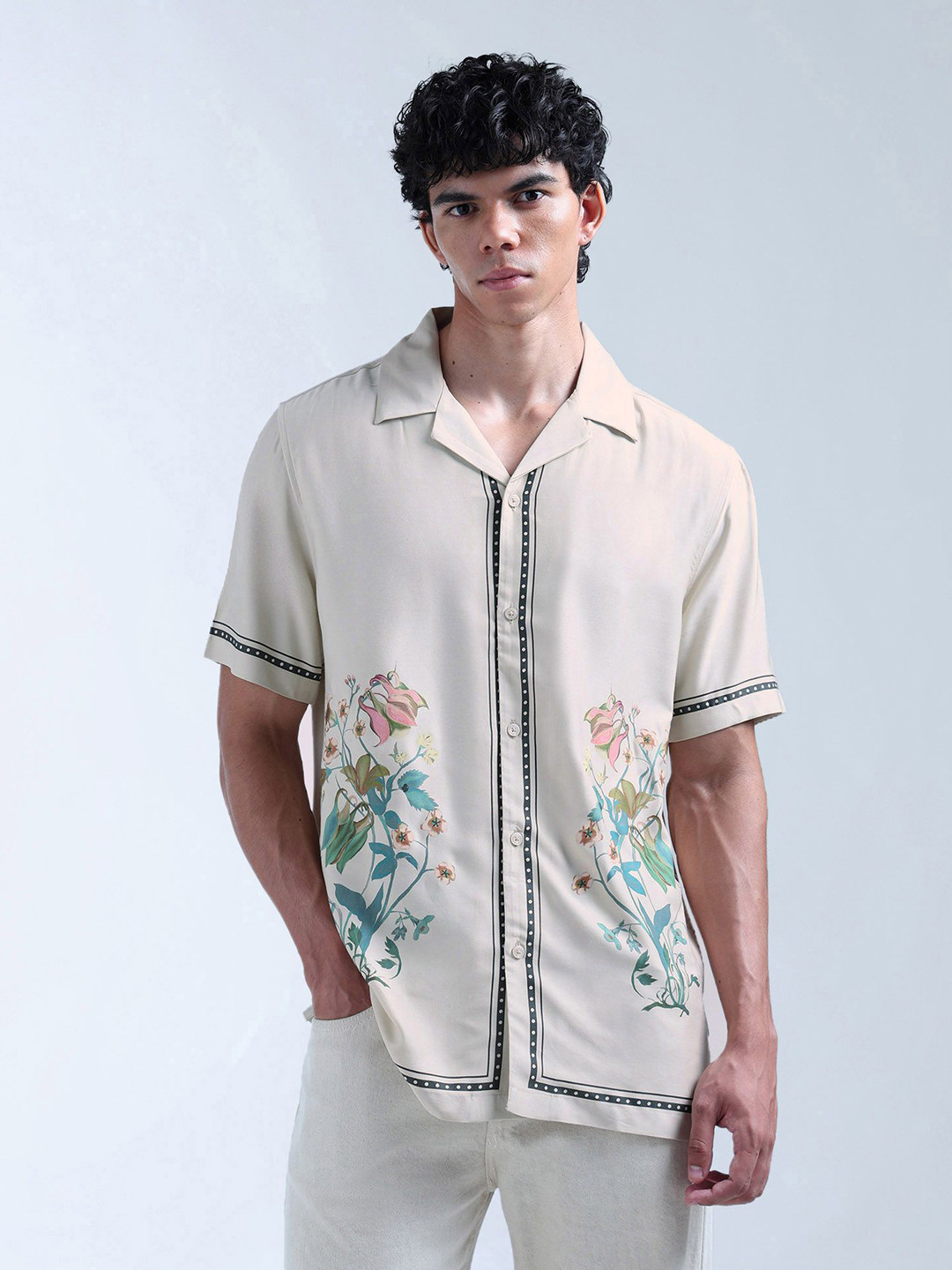 Flying Machine Classic Floral Printed Lapel Collar Regular Fit Casual Shirt