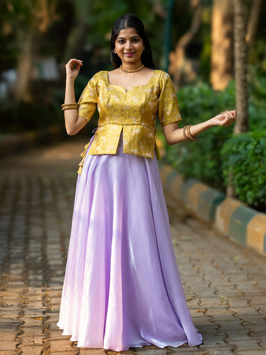 I LOVE SAREES Banarasi Organza Zari Ready To Wear Lehenga & Blouse