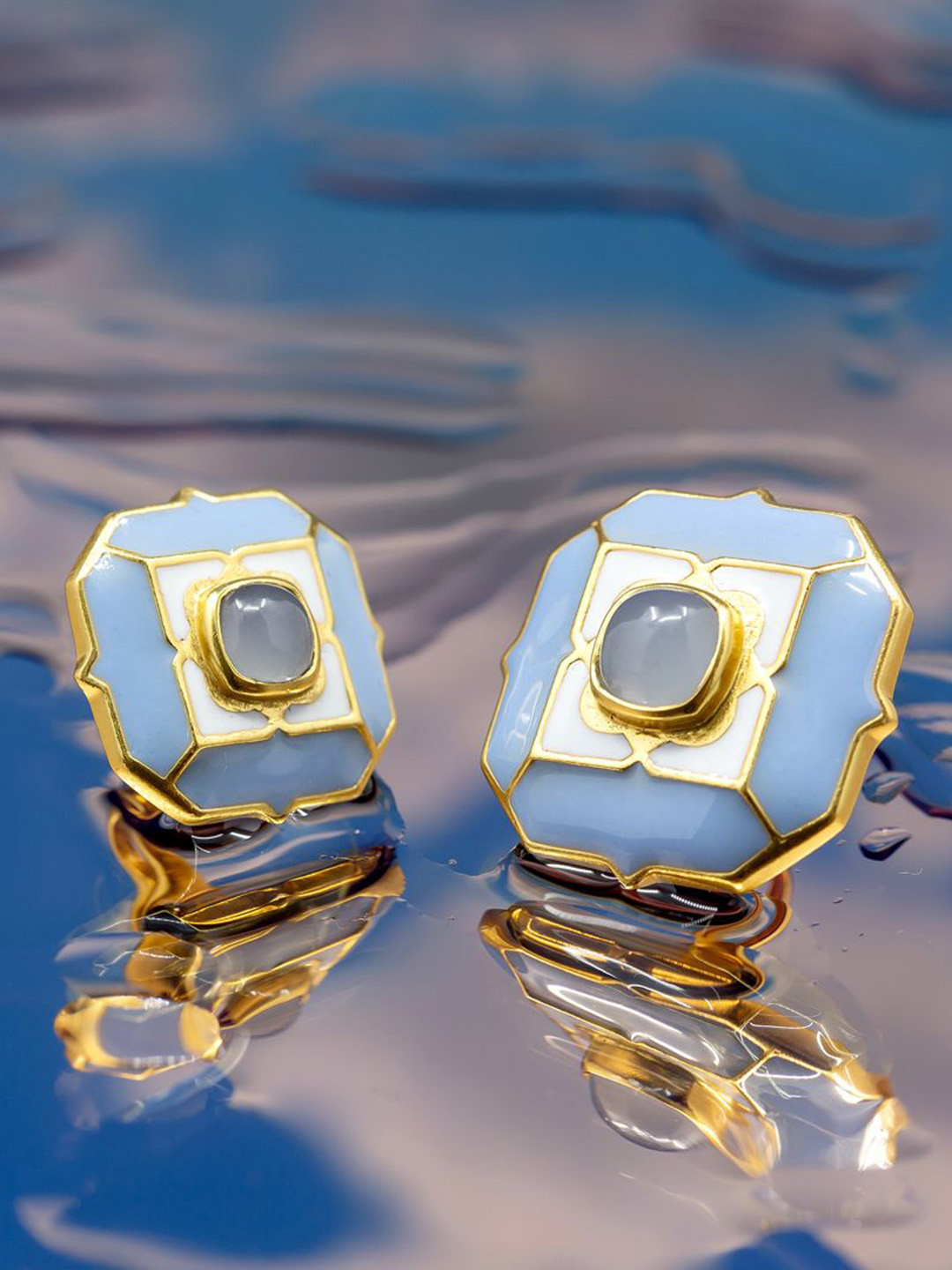 manner 92.5 Sterling Silver Gold Plated Blue Calcedony Gemstone Studded Square Studs