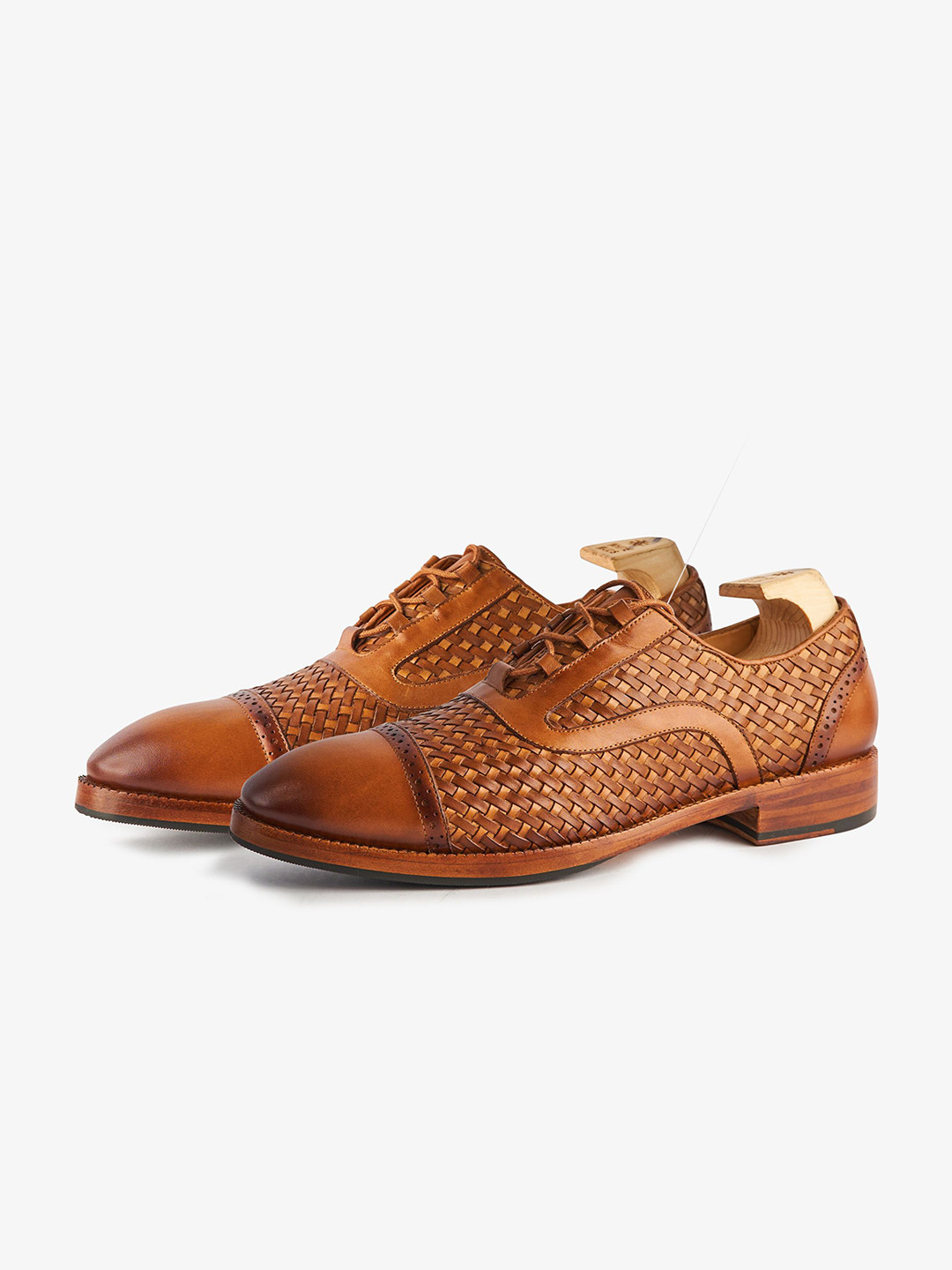 Whitemuds Cashel Tan Woven Oxfords