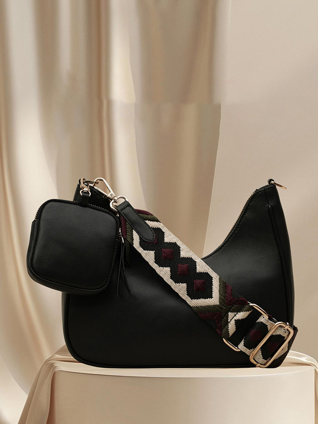 Hidelle Renee Leather Structured Sling Bag