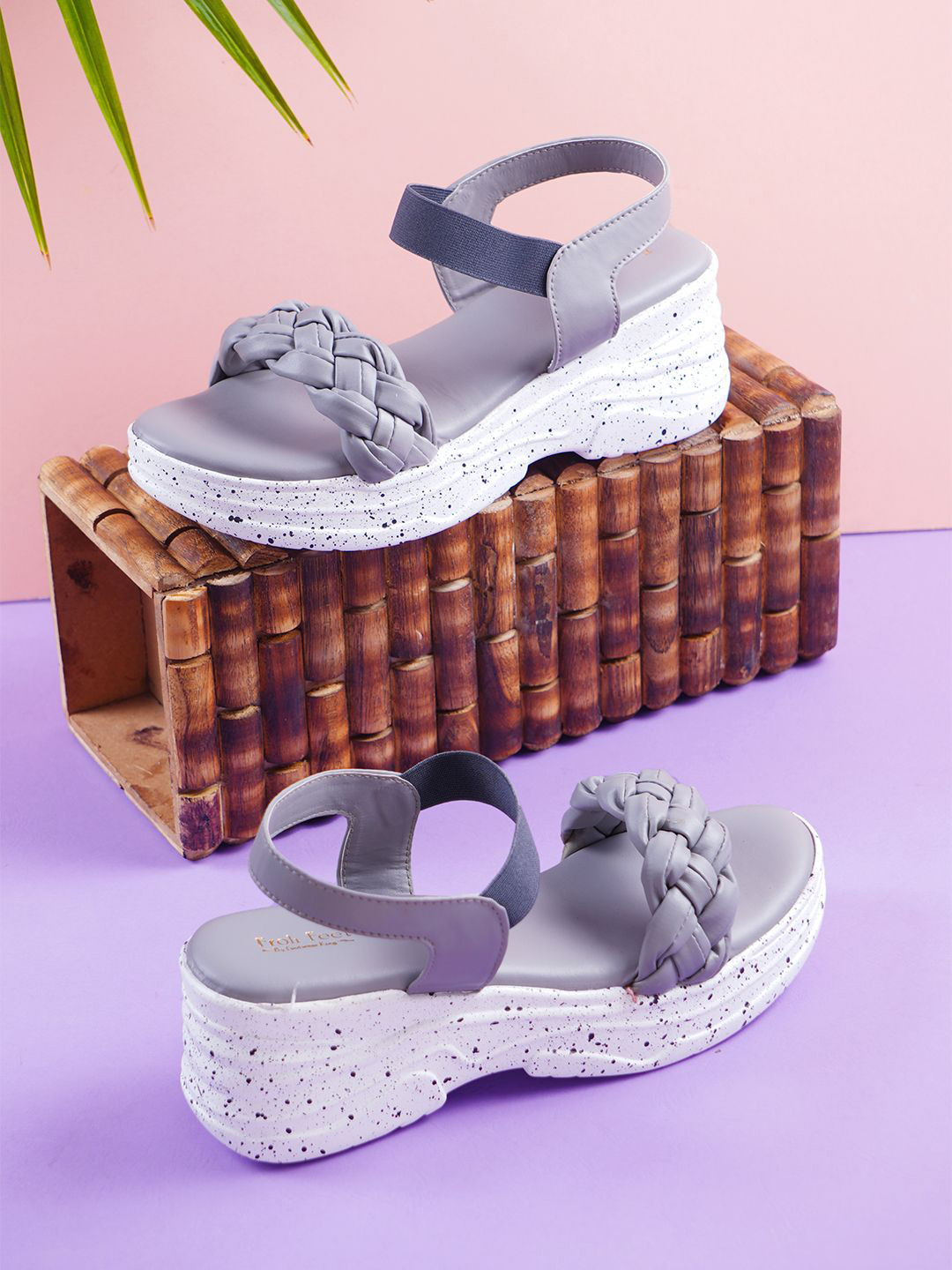 Froh Feet Women Solid Casual 2 inches Wedge Sandals