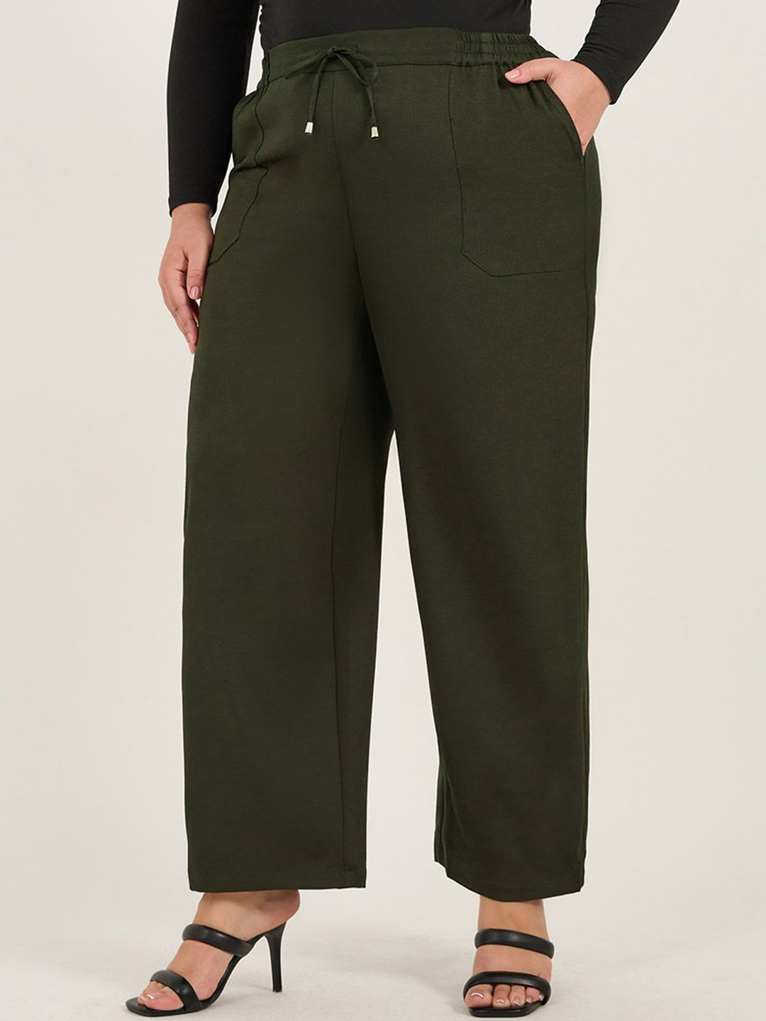 Styli Women Plus Size Basic Tapered Straight Leg Pants