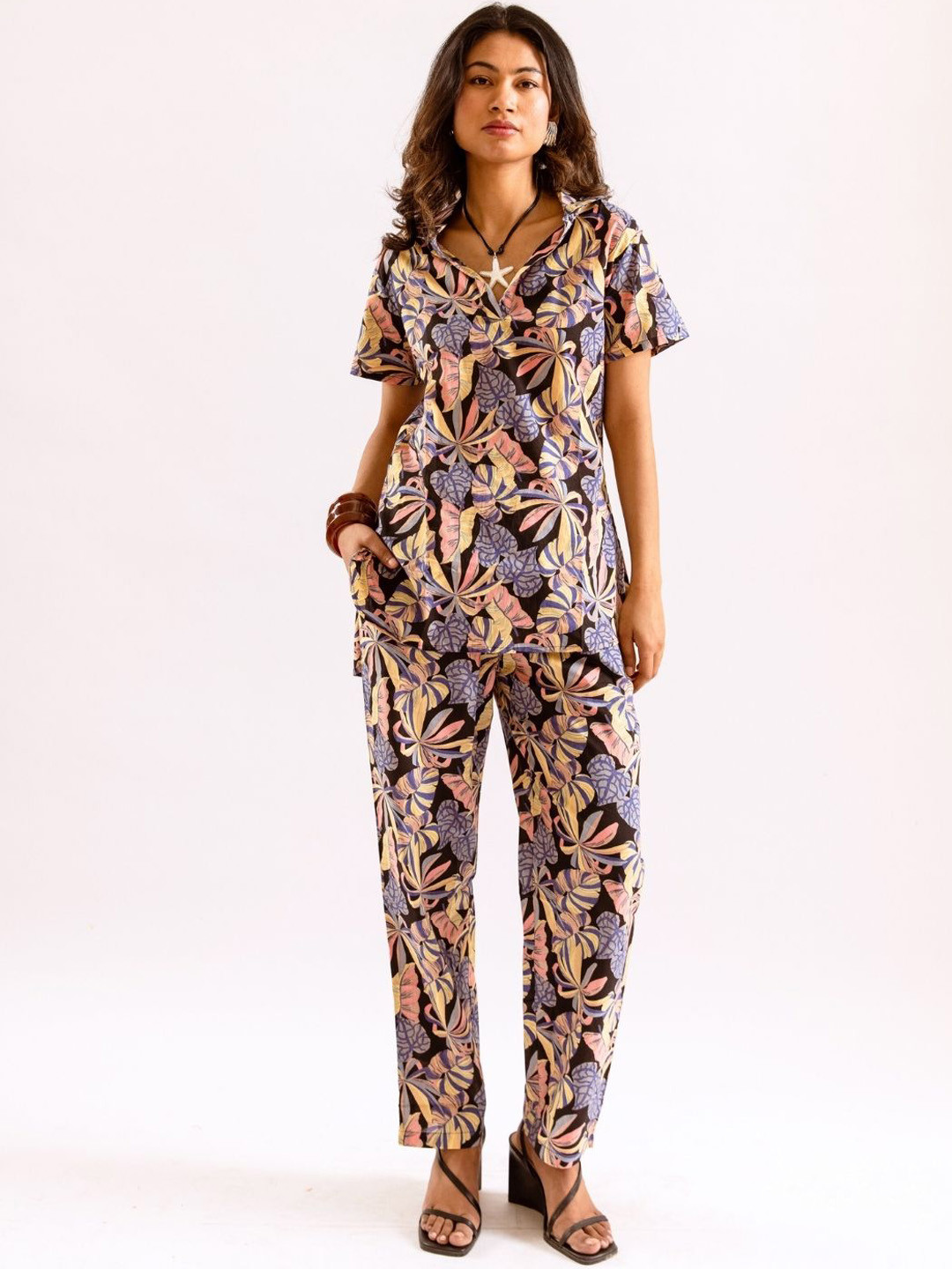 FEATHERS CLOSET Bloom Leaf Printed Cotton Co-Ord Set