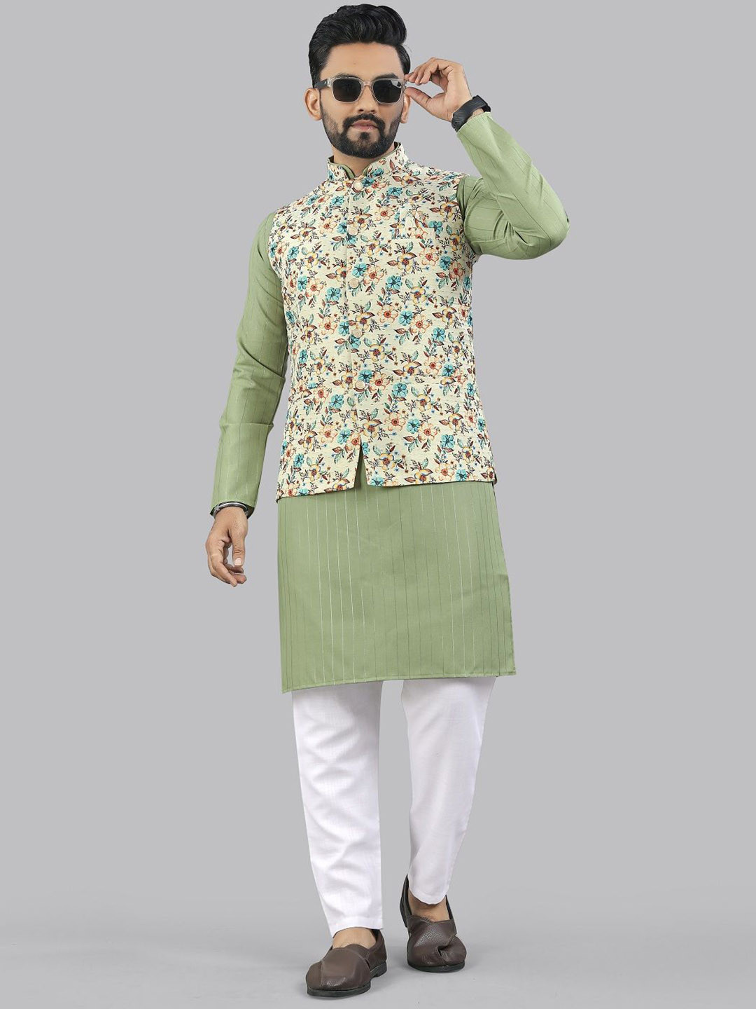 WELL TEX Men Regular Kurta with Pyjamas