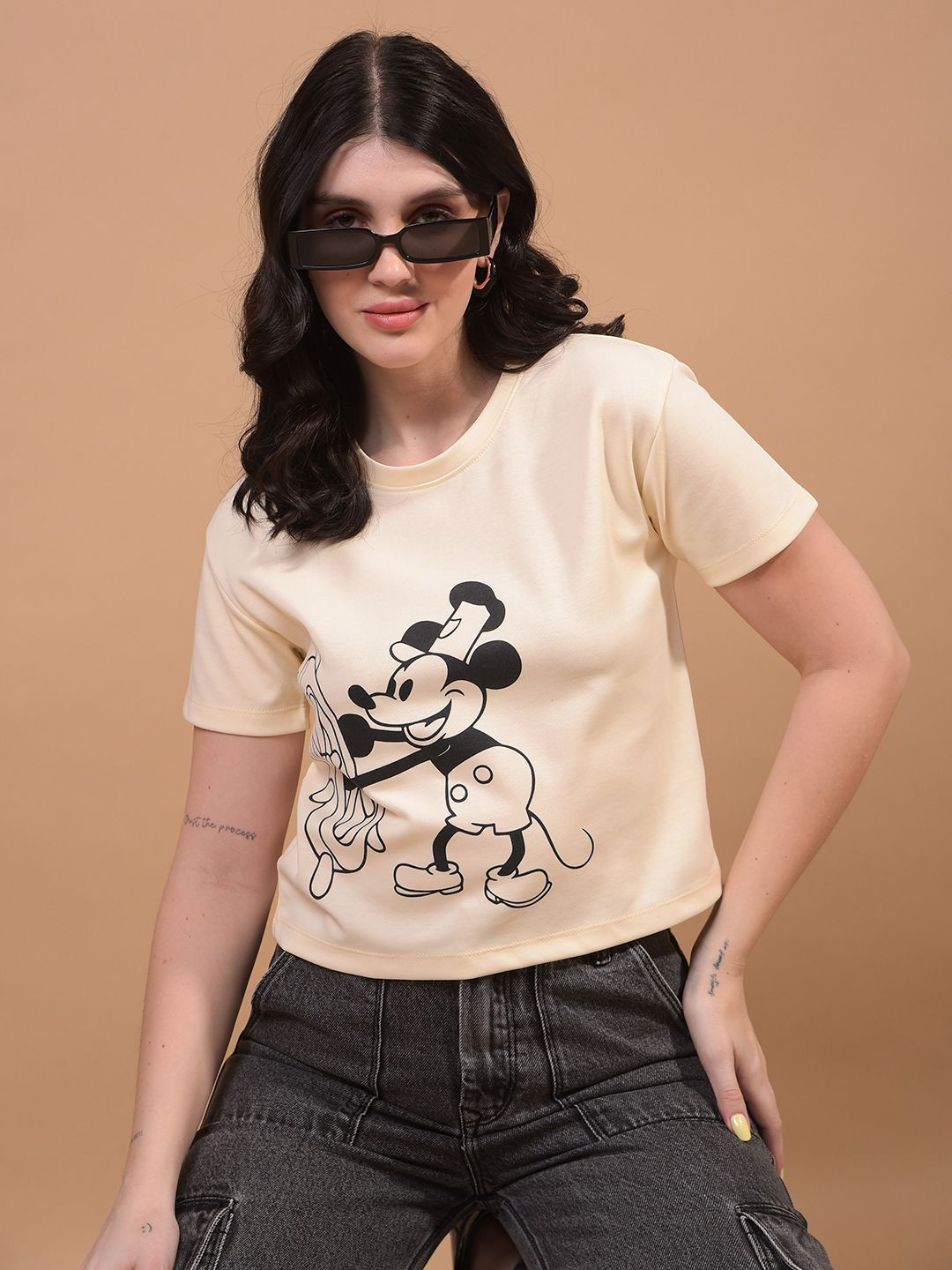 Crimsoune Club Women Graphic Print Cropped Oversize T-Shirt