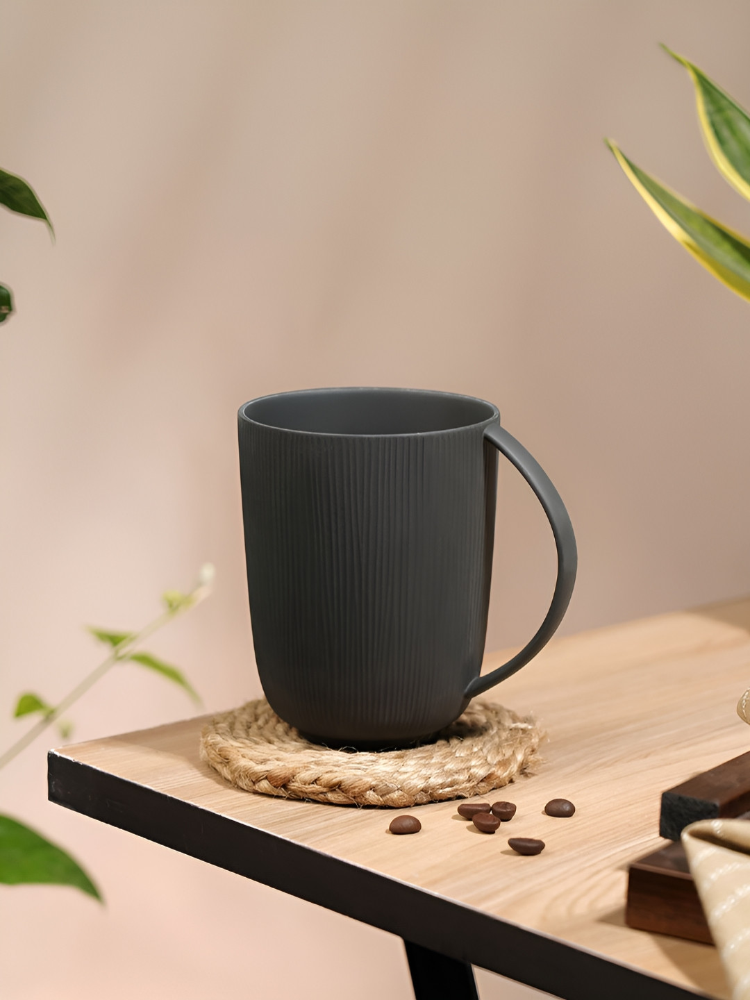 Vola Global LLP Modern Design Black Textured Porcelain Handmade 2 Piece Mugs-400ml