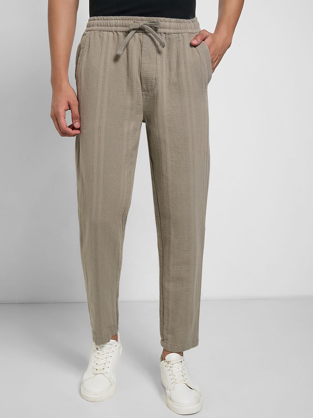 7 Alt by Pantaloons Men Slim Fit Pleated Trousers