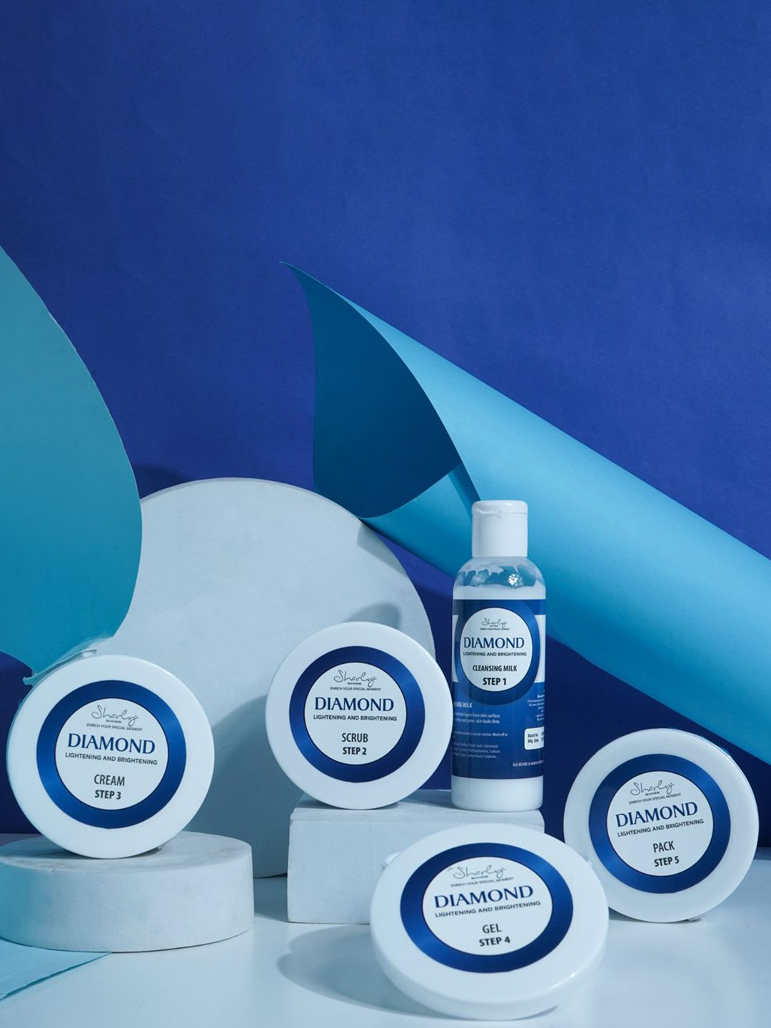 Sharly Shine Diamond Lightening & Brightening Facial Kit - 520 g