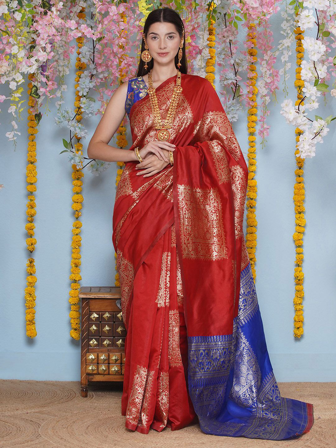 LABEL KASHI Woven Design Zari Banarasi Saree