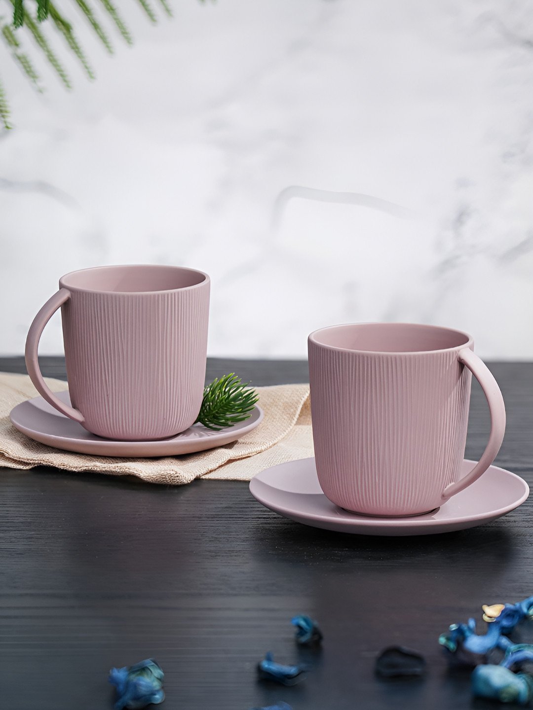 Vola Global LLP Red Porcelain Microwave Safe 2 Piece Cups with 2 Saucers-450ml