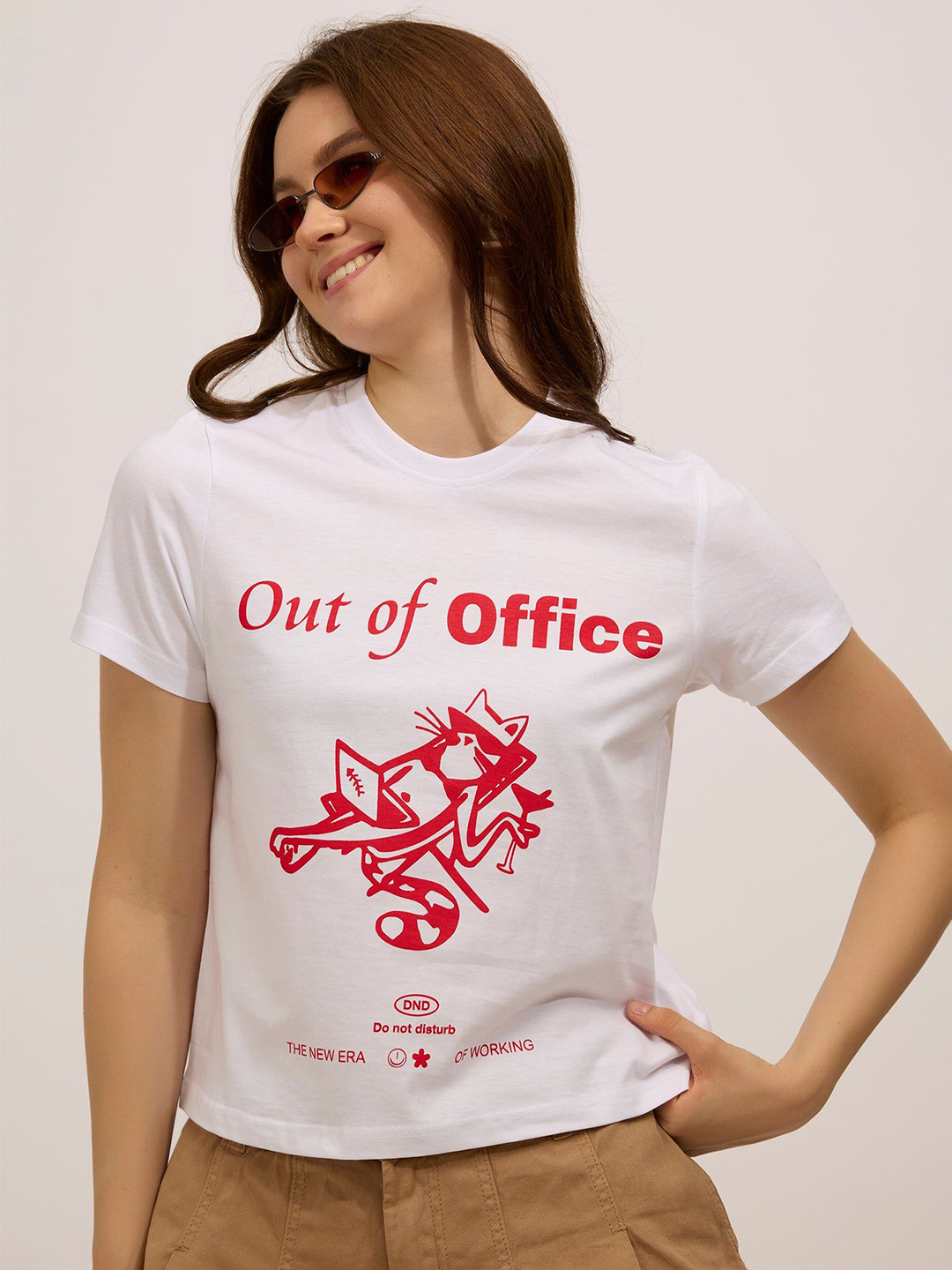 Outzidr White Graphic Regular T-Shirt