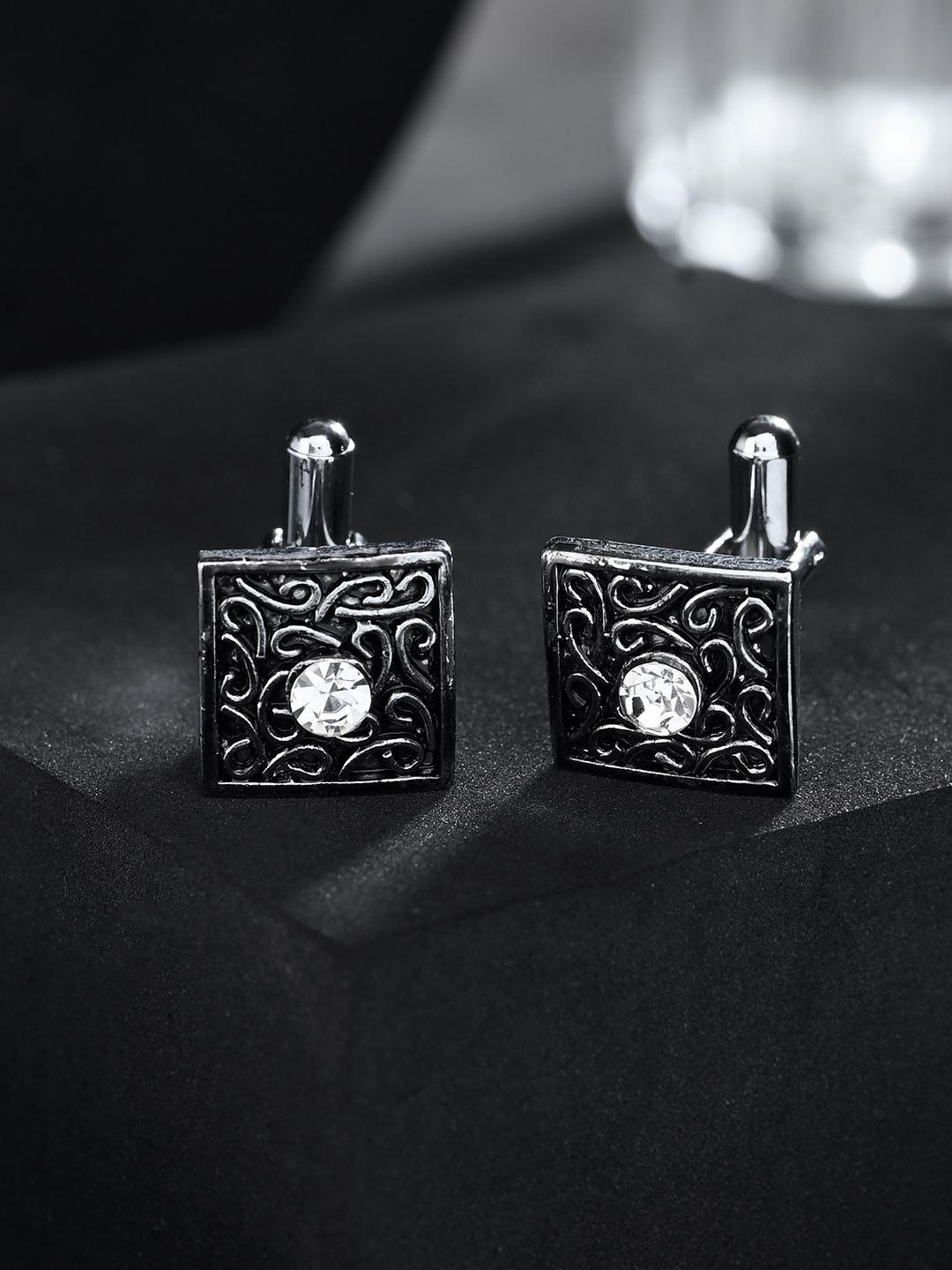 Voylla Dark Elegance Mens Cufflinks