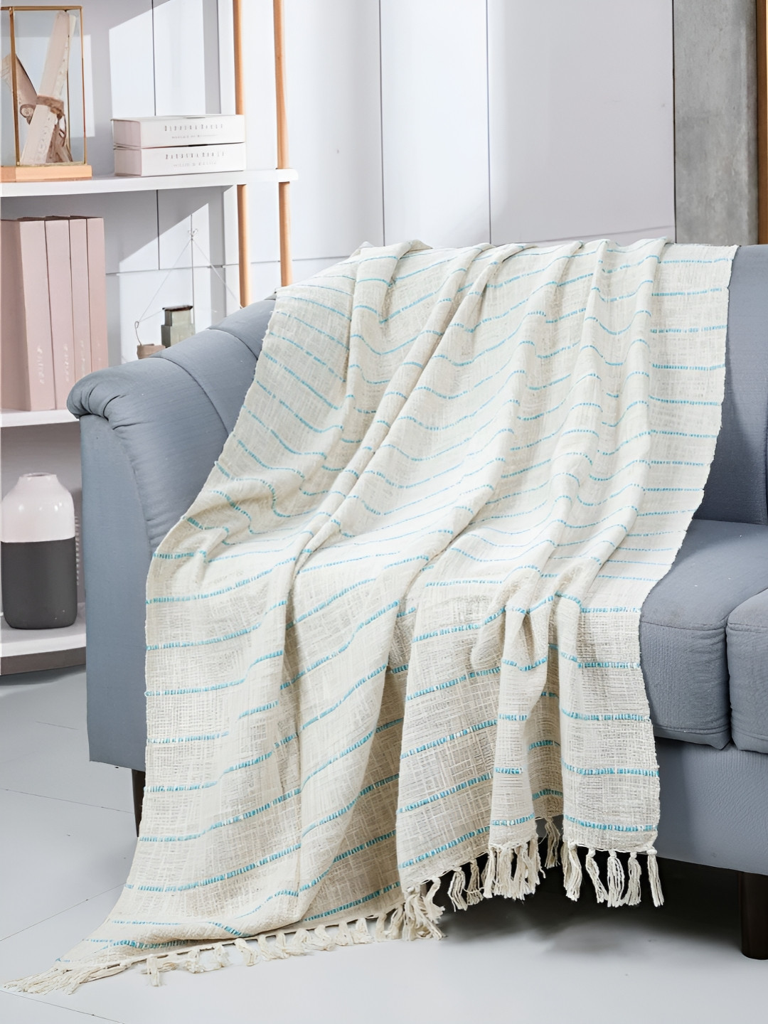 HOMADORN Off White & Blue Printed Cotton Sofa Throw