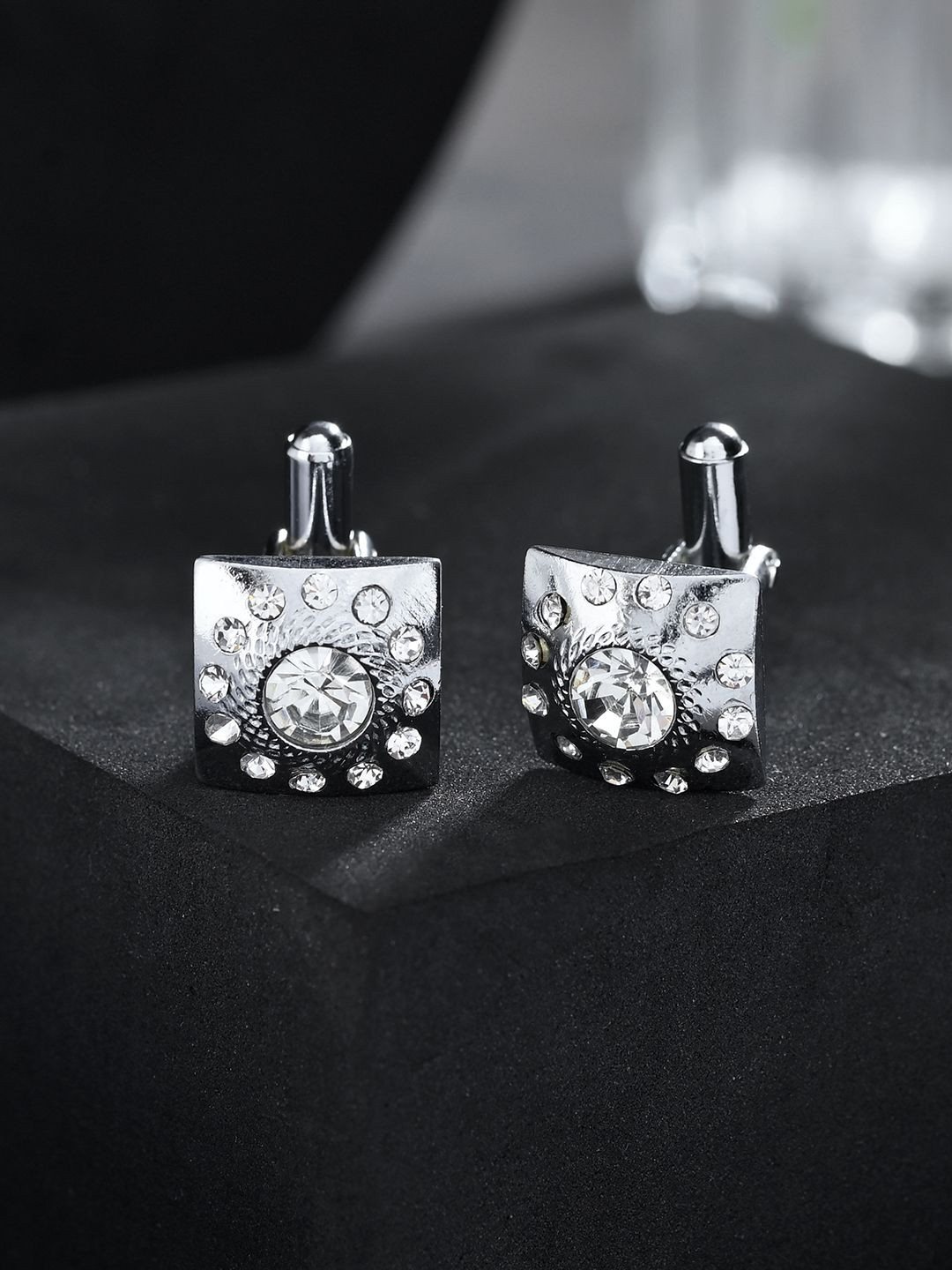 Voylla Titan Silver Mens Cufflinks