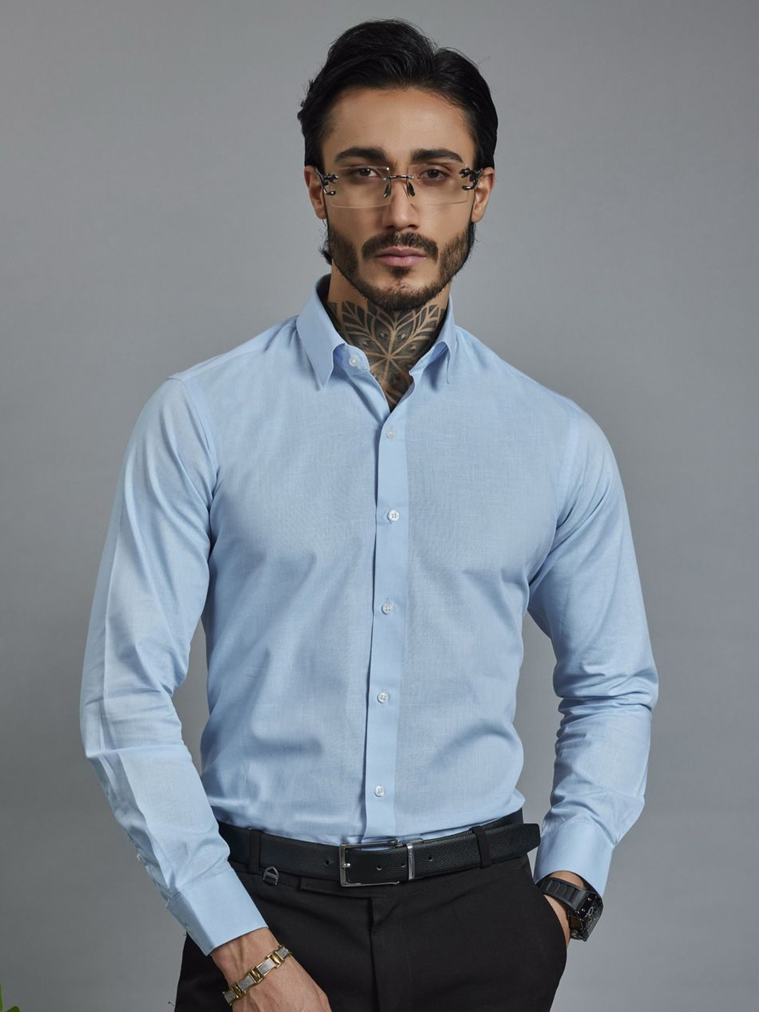 OTFIT Men Spread Collar Formal Shirt