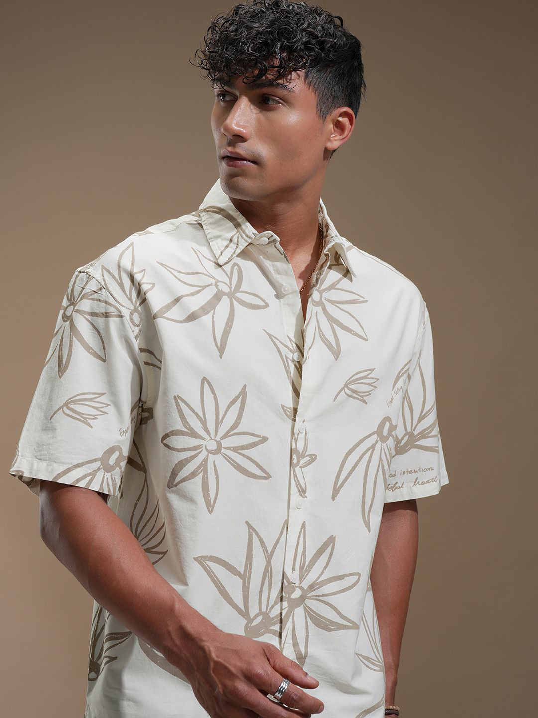 HIGHLANDER Men Floral Opaque Printed Casual Oversized Shirt