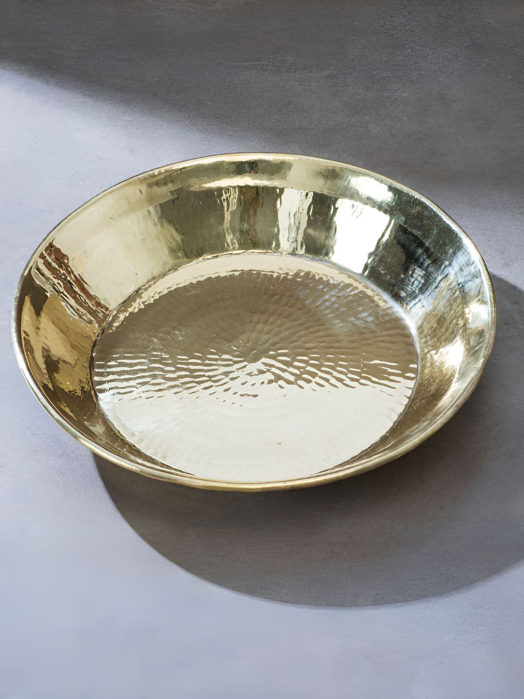P-TAL Gold-Toned Glossy Finish Brass Dishwasher Safe Dough Kneading Paraat