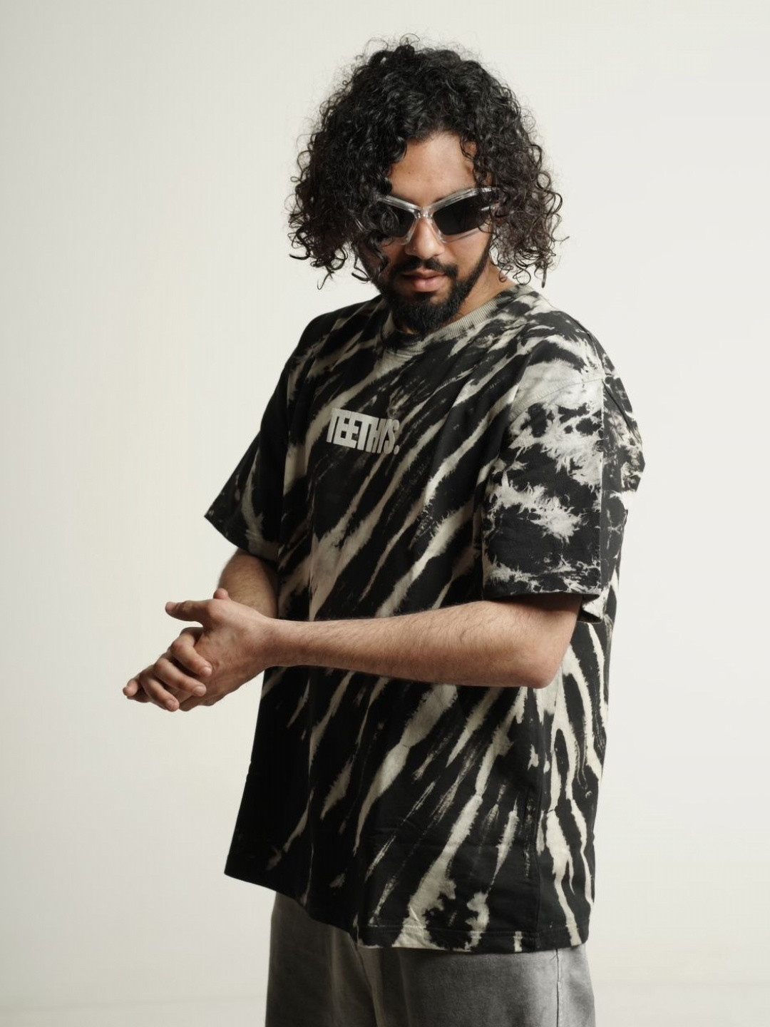 TEETHYS Men Abstract Printed Cotton T-shirt