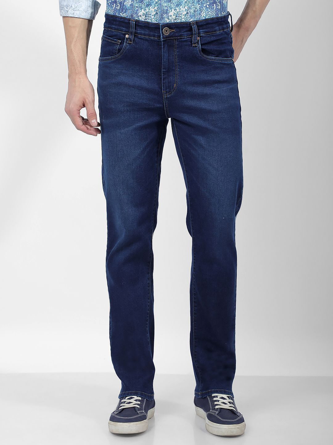 Numero Uno Men Slim Fit Clean Look Light Fade Stretchable Jeans