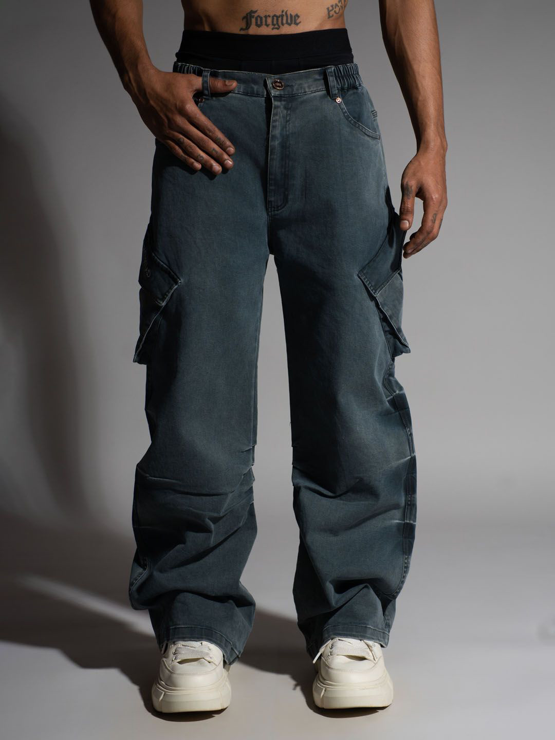 HOP HEAD Men Classic Straight Fit Light Fade Jeans