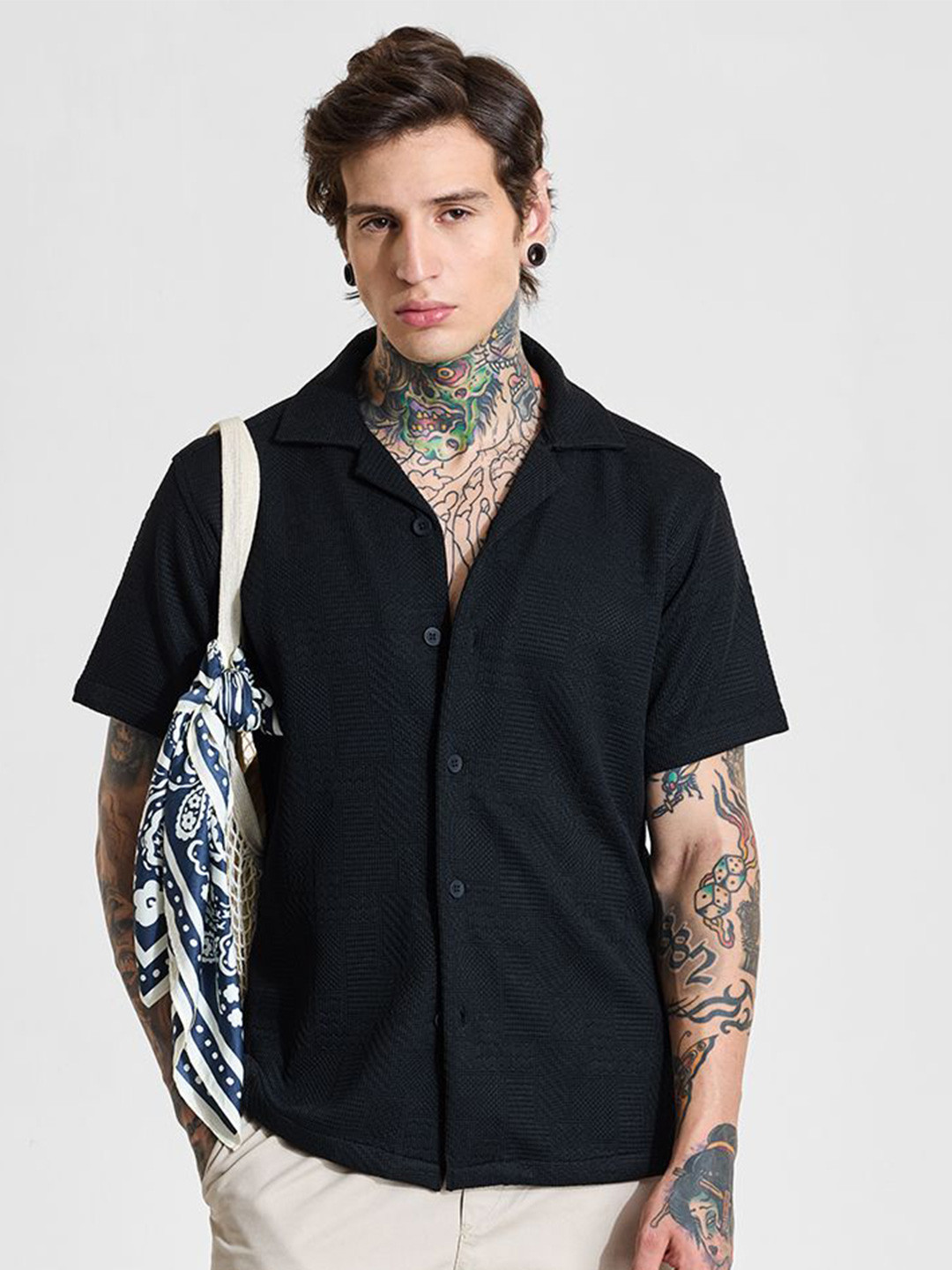 Snitch Men Black Textured Shirt