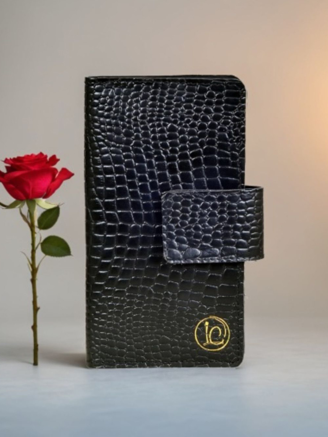 Luxurio Craft Men Animal Textured Leather Passport Holder with Passport Holder