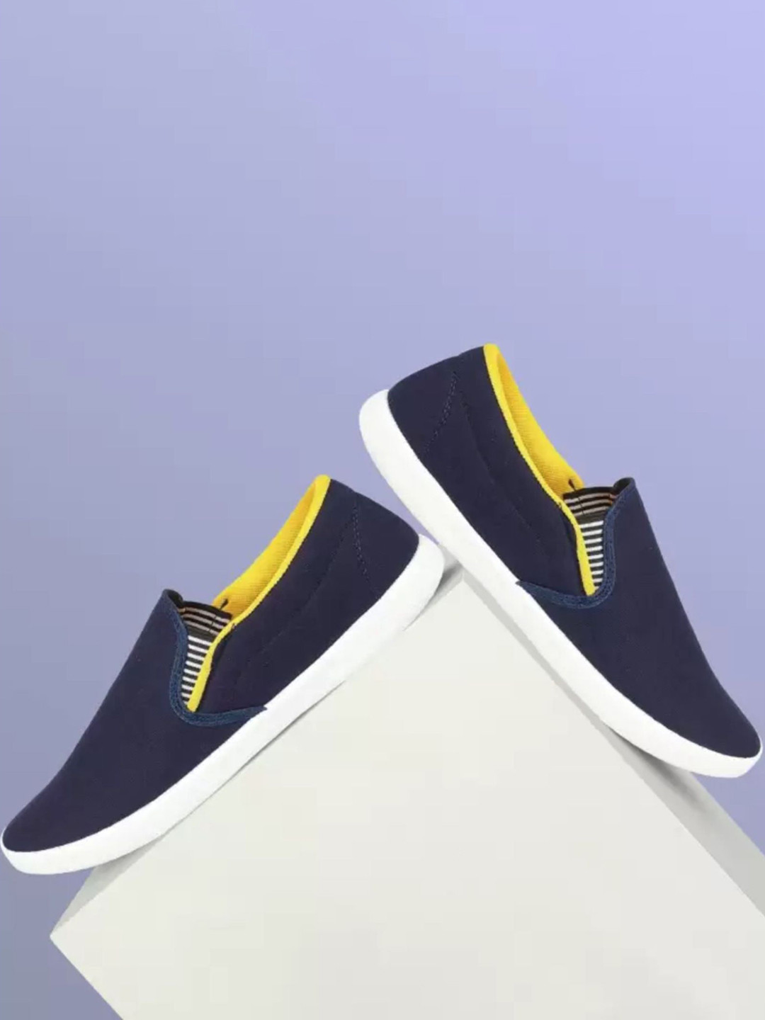 HOTSTYLE Men Slip-On Sneakers