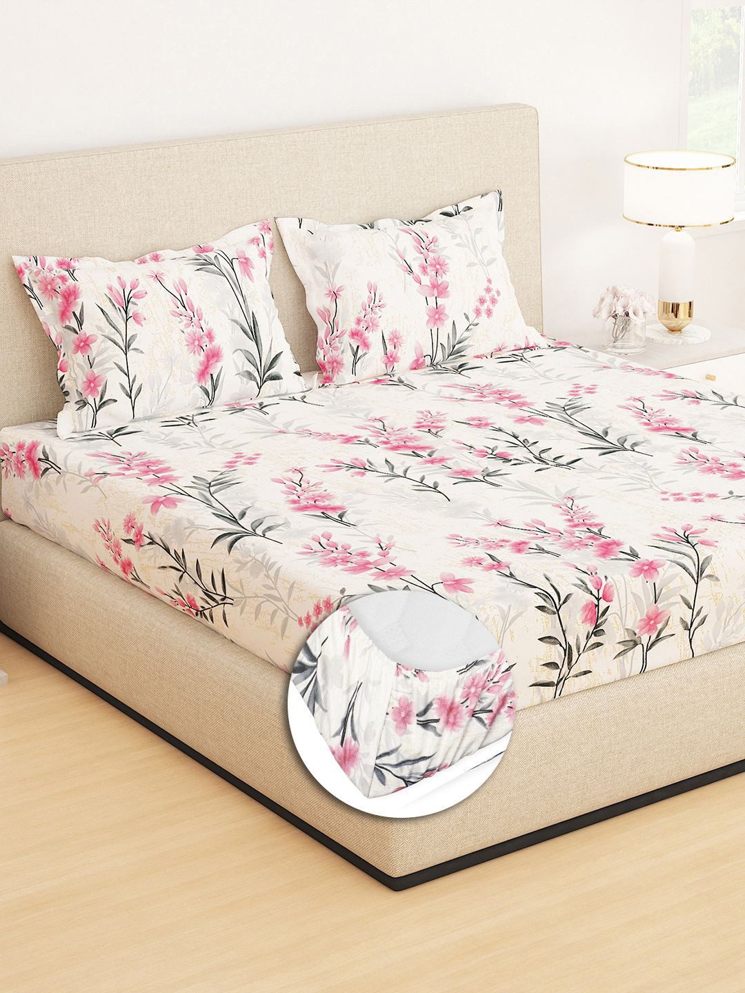 Story@home Monte White Floral Microfiber 210 TC Fitted Queen Fine Bedsheet with 2 Pillow Covers-87 x 94 inches