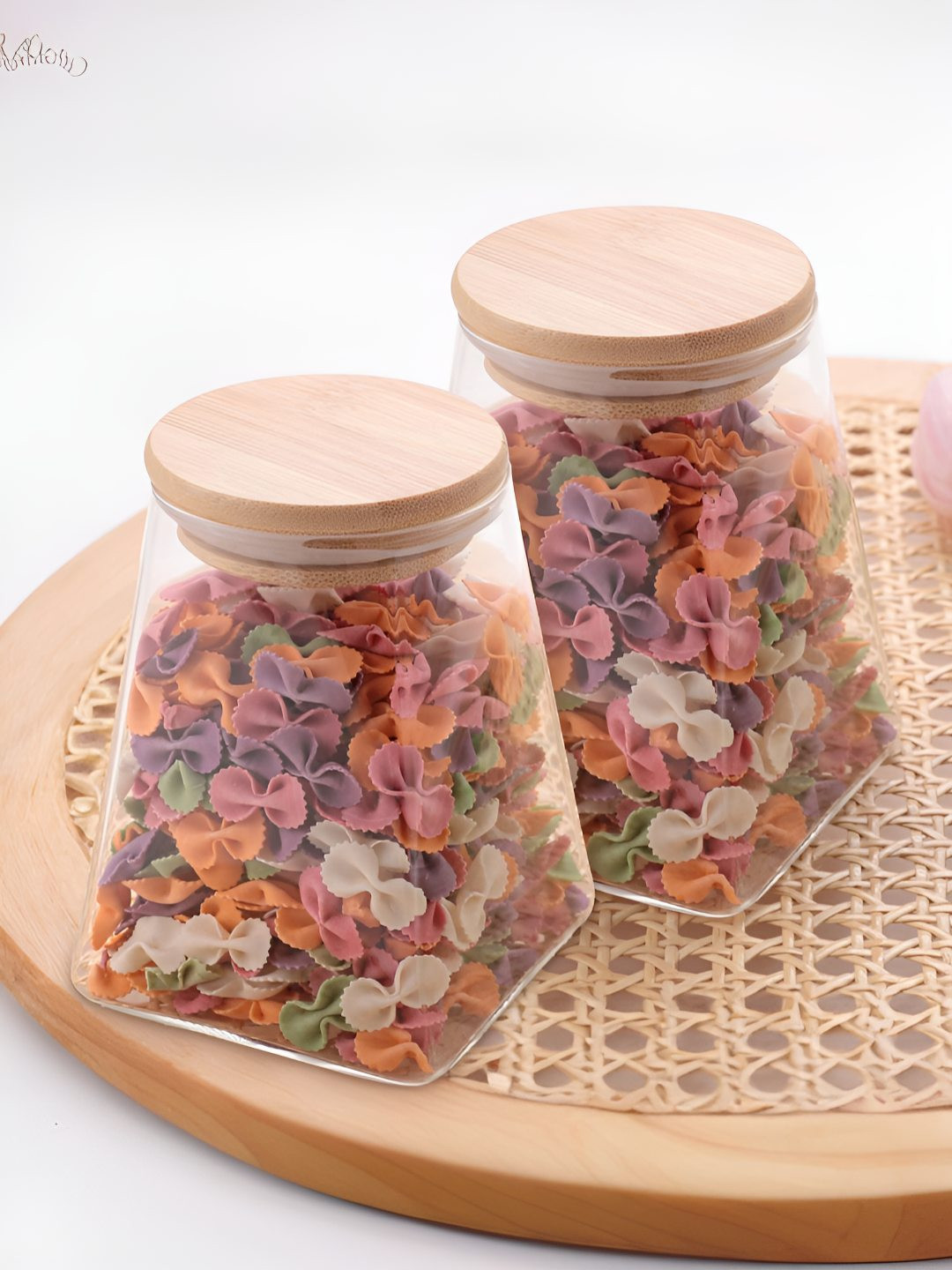 The Better Home Transparent Borosilicate Glass Dishwasher Safe 2 Piece Clip-On Jar-560ml