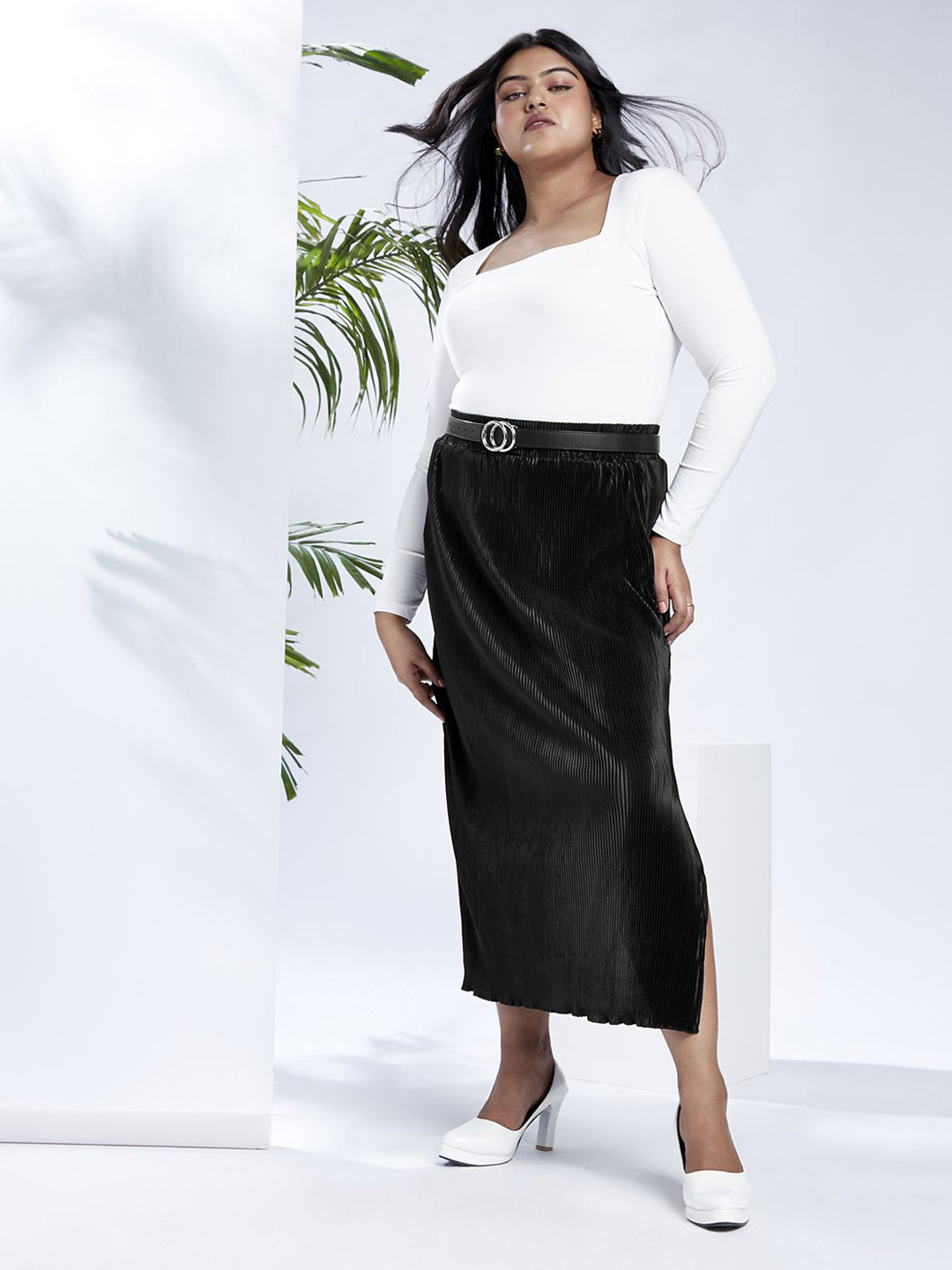 Globus Gloplus Mid-Rise Accodian Pleats Side Slits Plus Size Straight Maxi Party Skirt