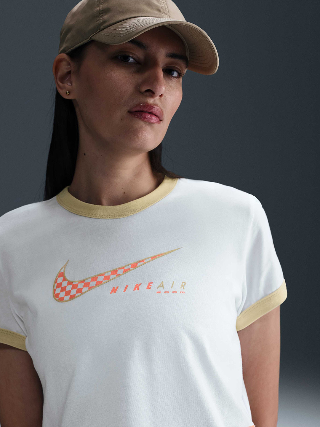 Nike Sportswear Club Women's Short-Sleeve T-Shirt