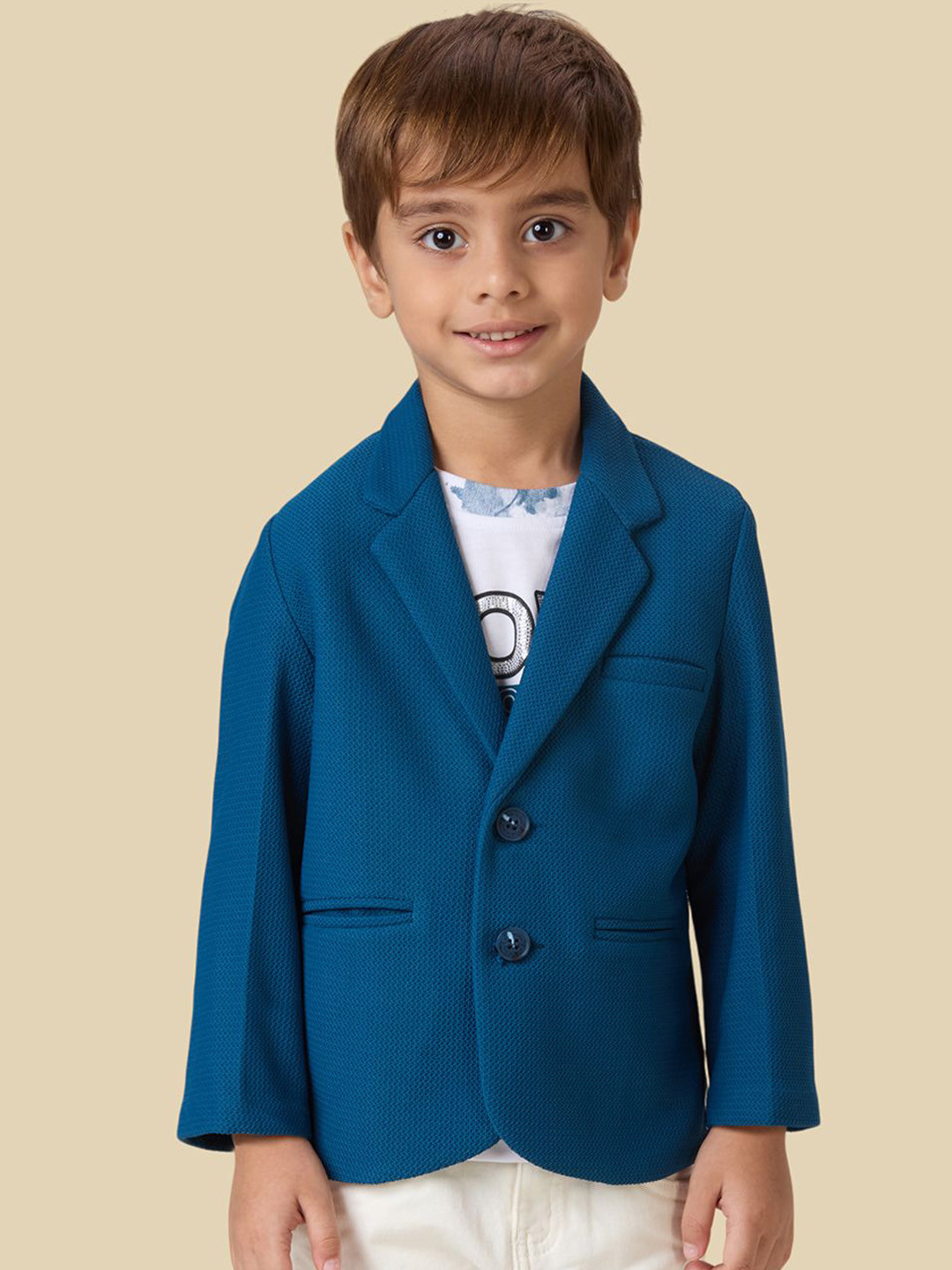 YK Boys Textured Single-Breasted Full Sleeves Blazer With Graphic Printed T-Shirt