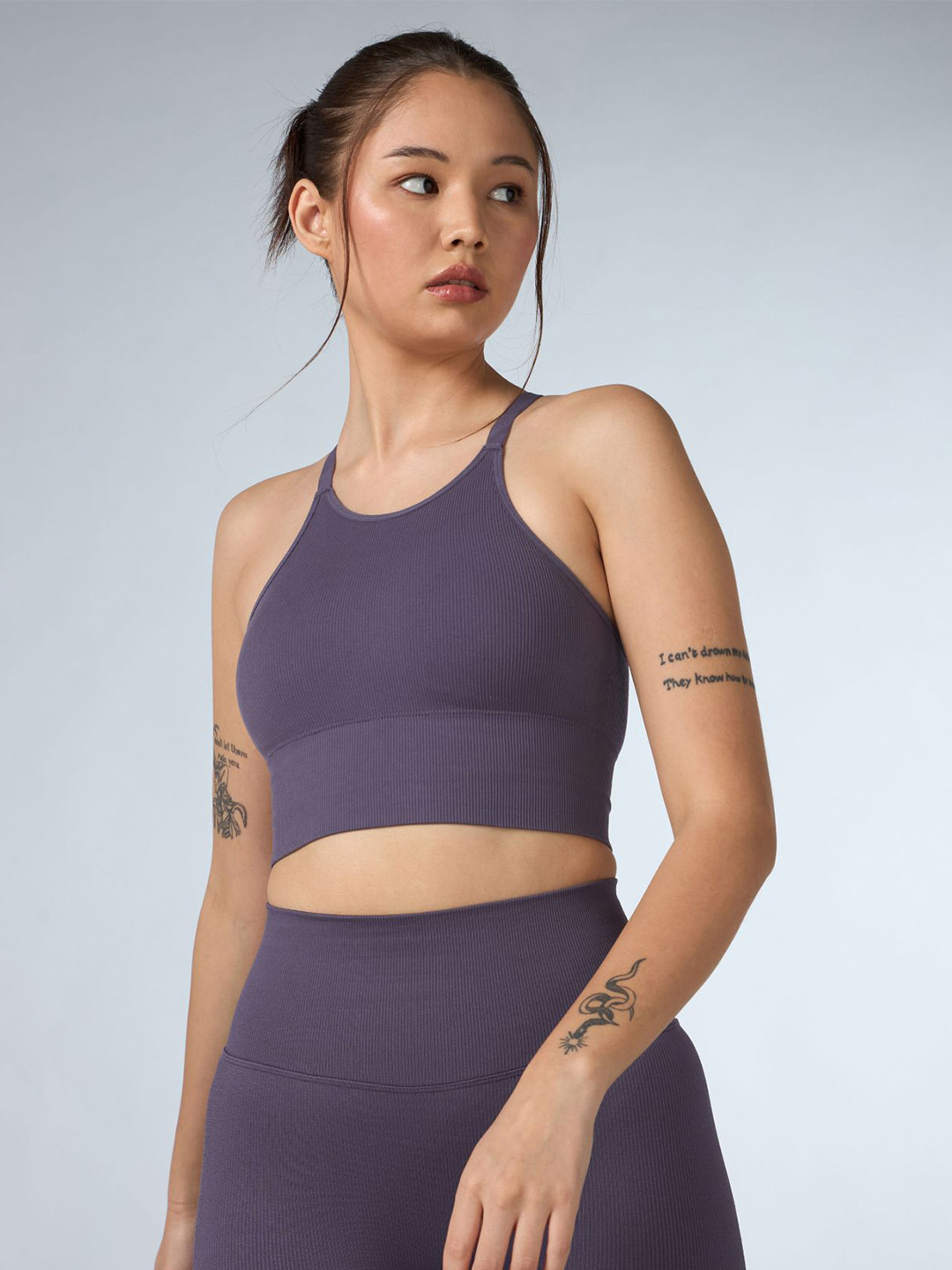 CULT Women Momentum Seamless Medium Support Bra
