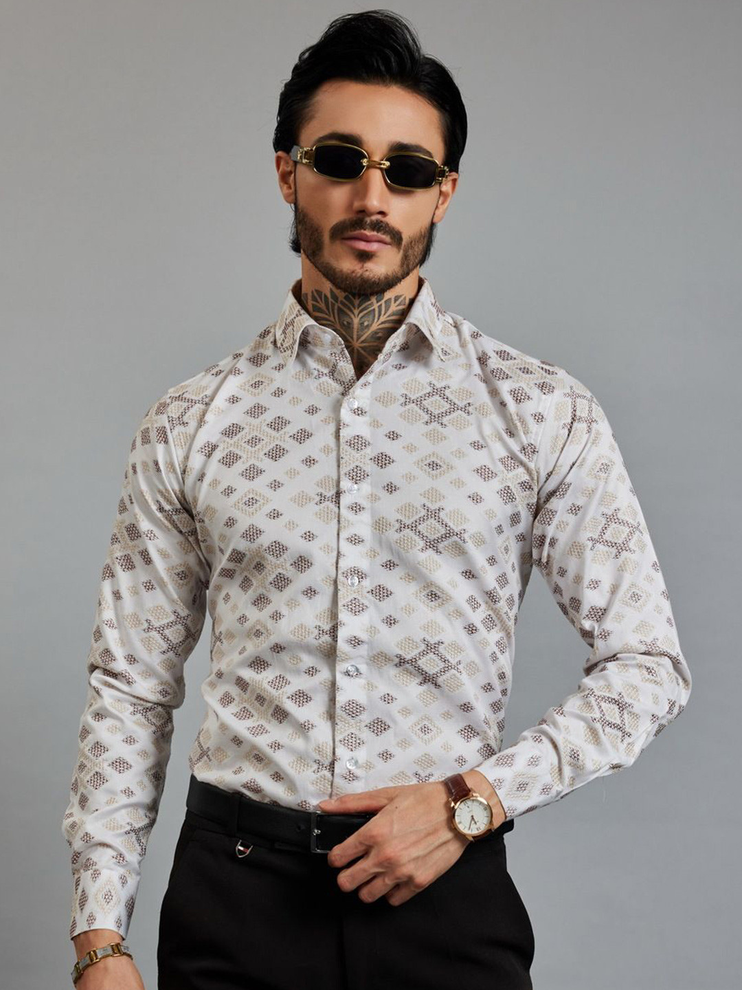 OTFIT Men Classic Opaque Printed Casual Shirt