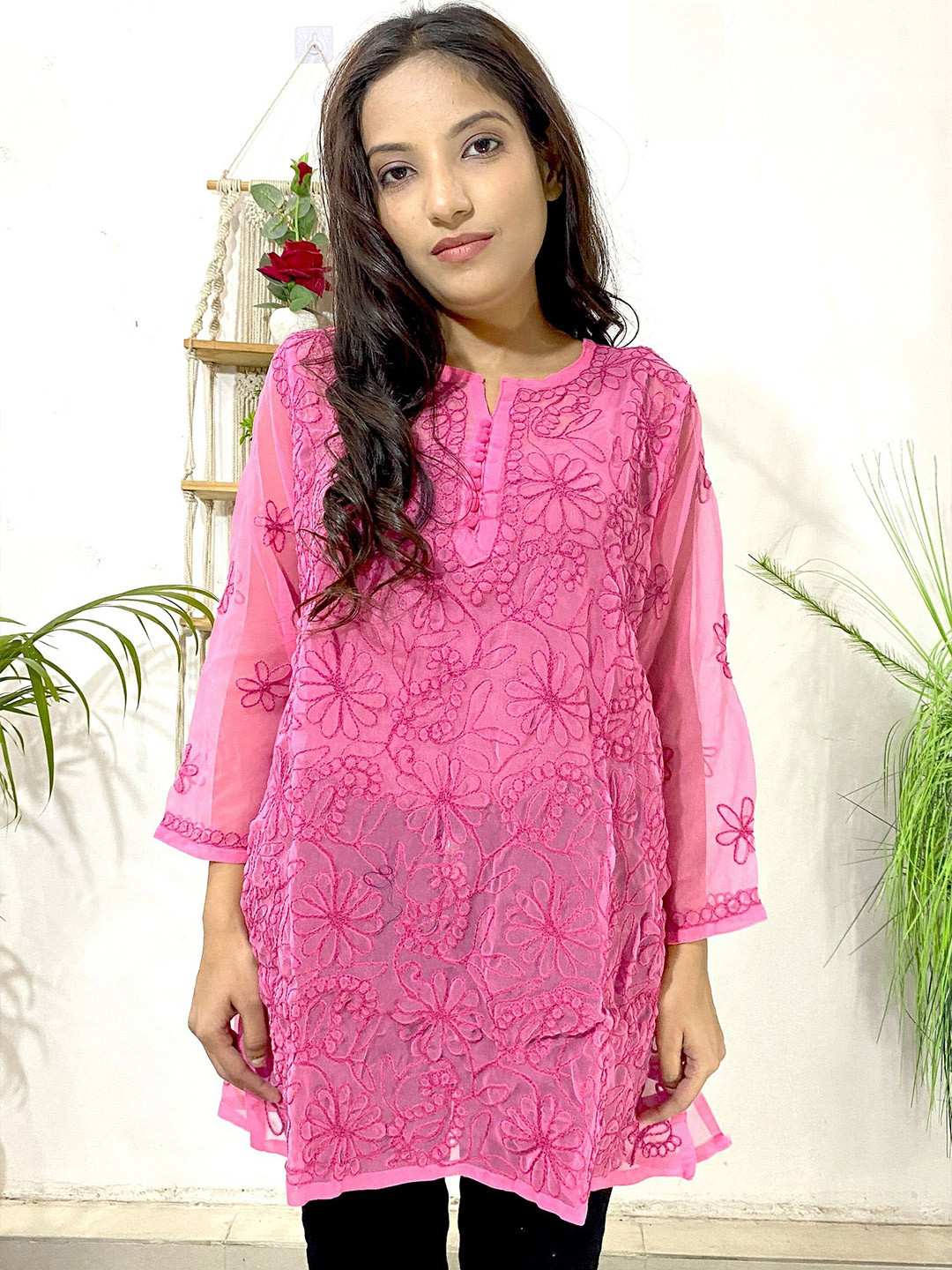 ADR CHIKAN Women Lucknowi Chikankari Georgette Aari Bakhiya jaal work short kurti
