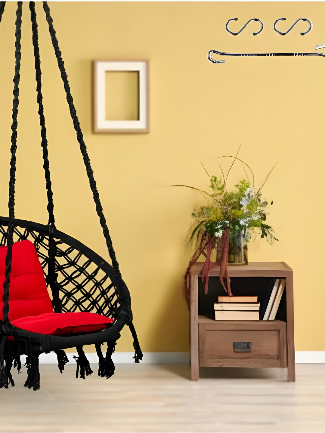 Swingzy Red & Black Round Hanging Hammock Swing