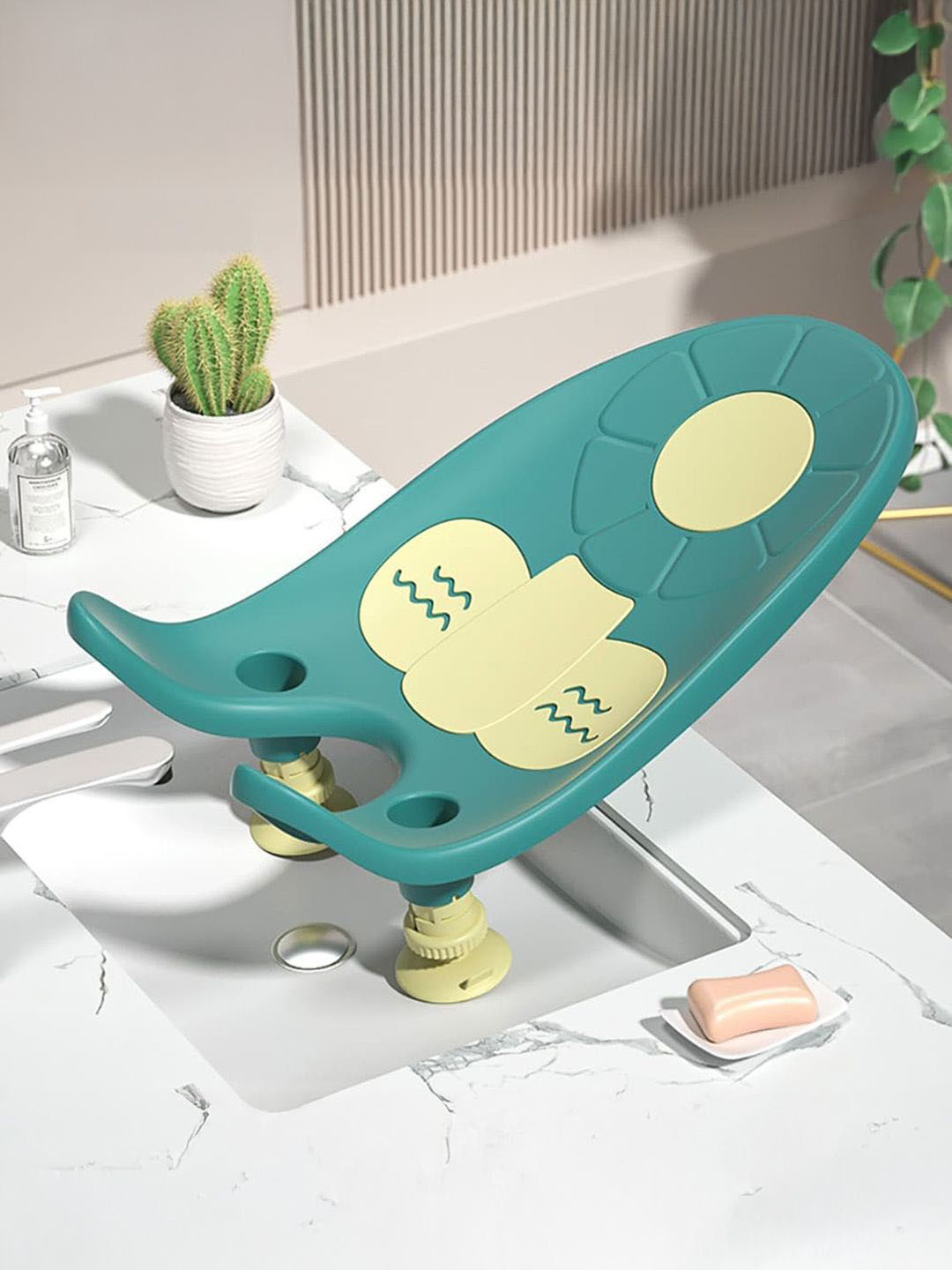 StarAndDaisy Green & Yellow Quick Dry Breathable Smart Clean Anti-Slip Kids Bath Tub
