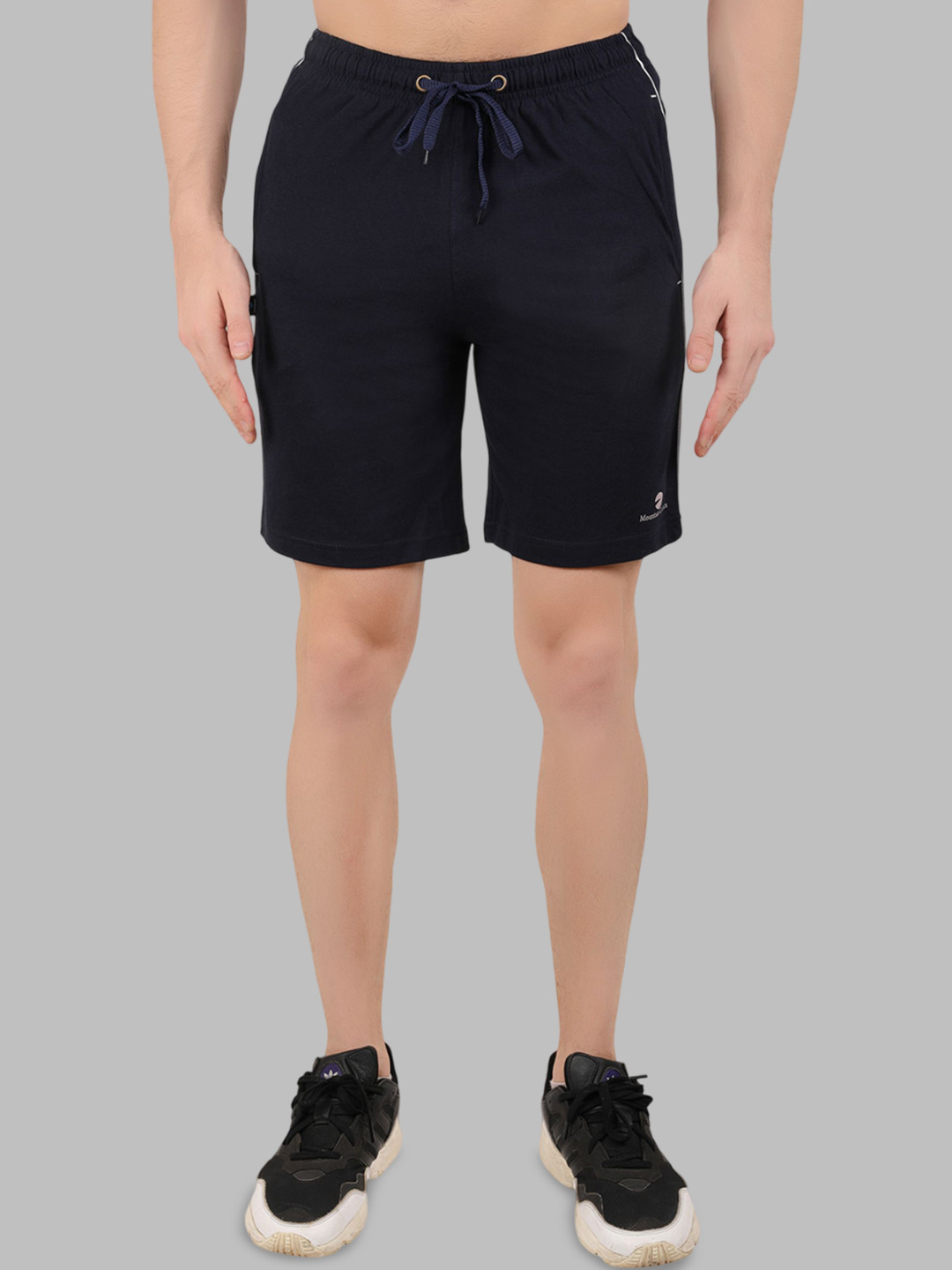 MOUNTAIN COLOURS Men Pure Cotton Mid-Rise Shorts