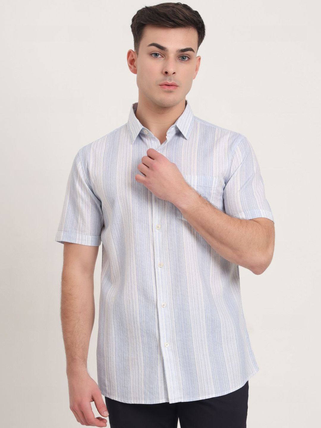 JADE BLUE Striped Cutaway Collar Short Sleeves Slim Fit Cotton Shirt