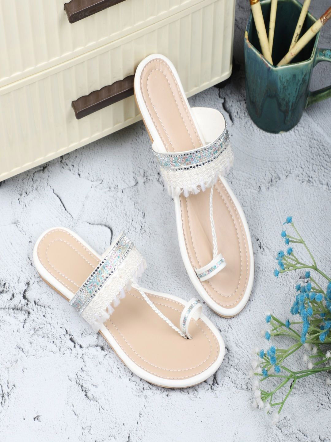 SKOLL Women Slip-On One Toe Flats