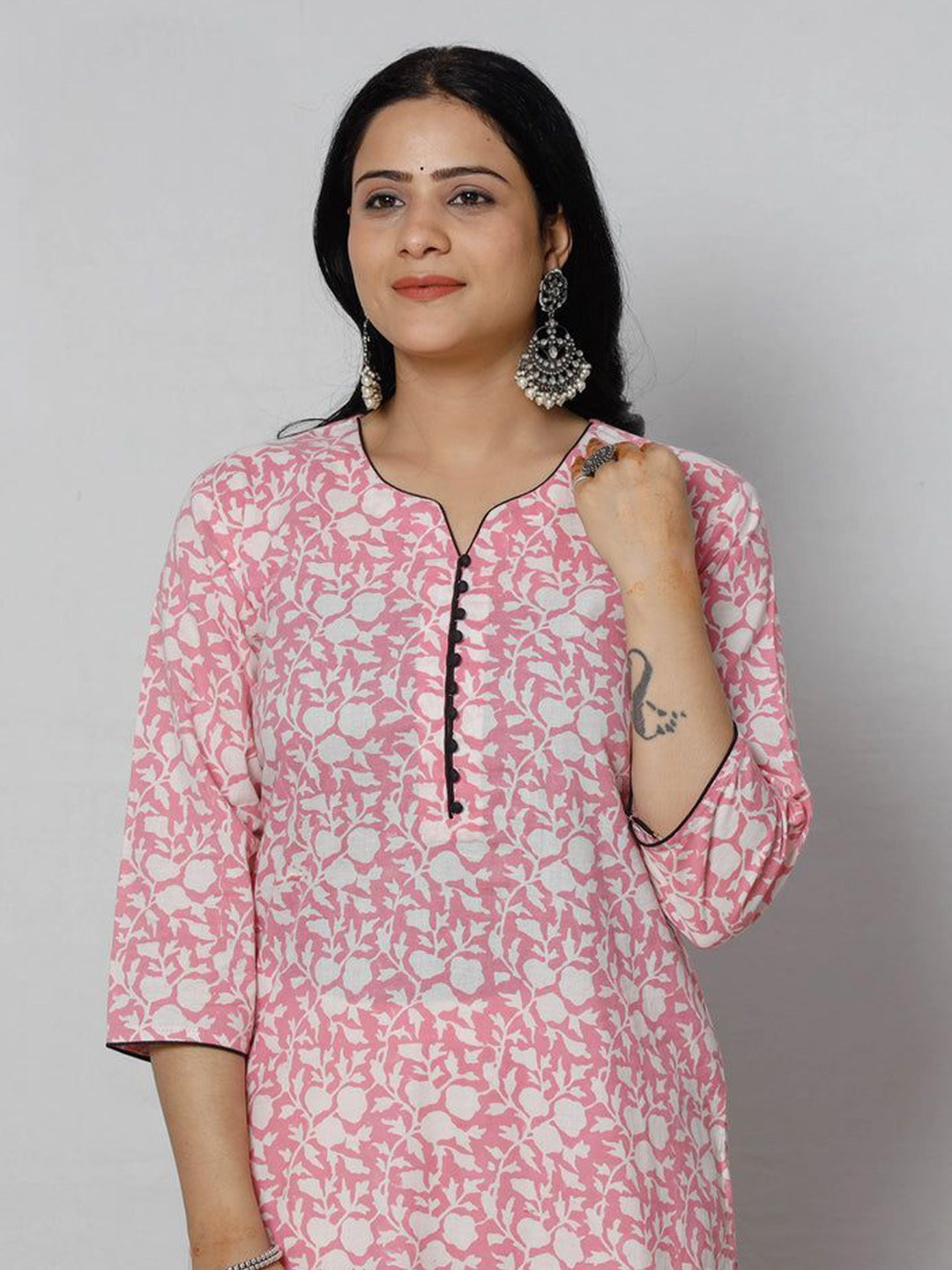 iTokri Floral Printed Notch Neck Block Printed Cotton Straight Kurta