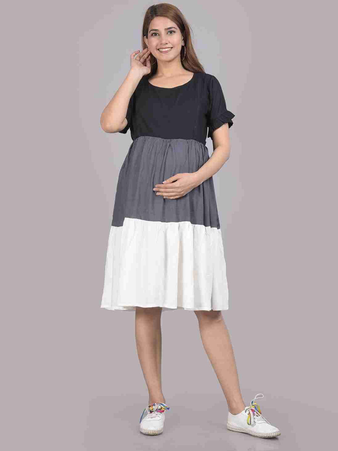 GMI Colourblocked Round Neck Fit And Flare Maternity Dress