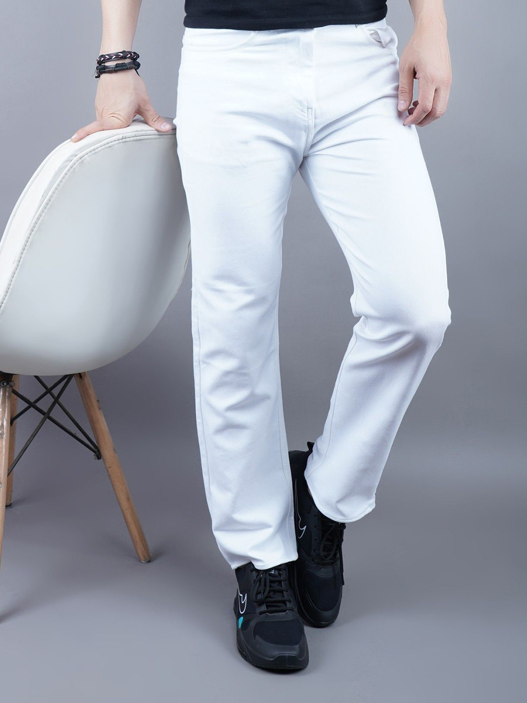 SZN Men Classic Regular Fit Mid-Rise White Jeans