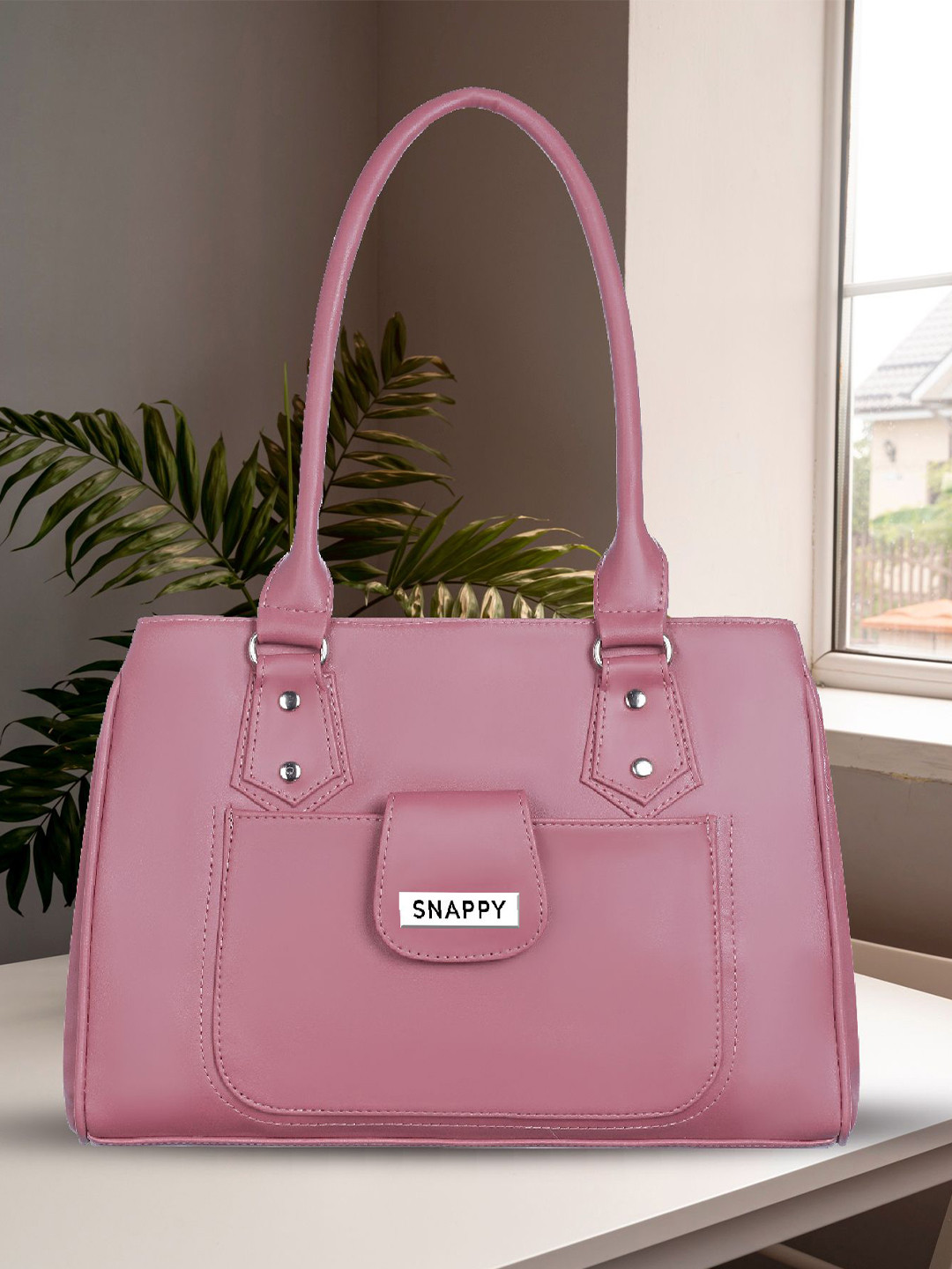 SNAPPY Structured Shoulder Bag